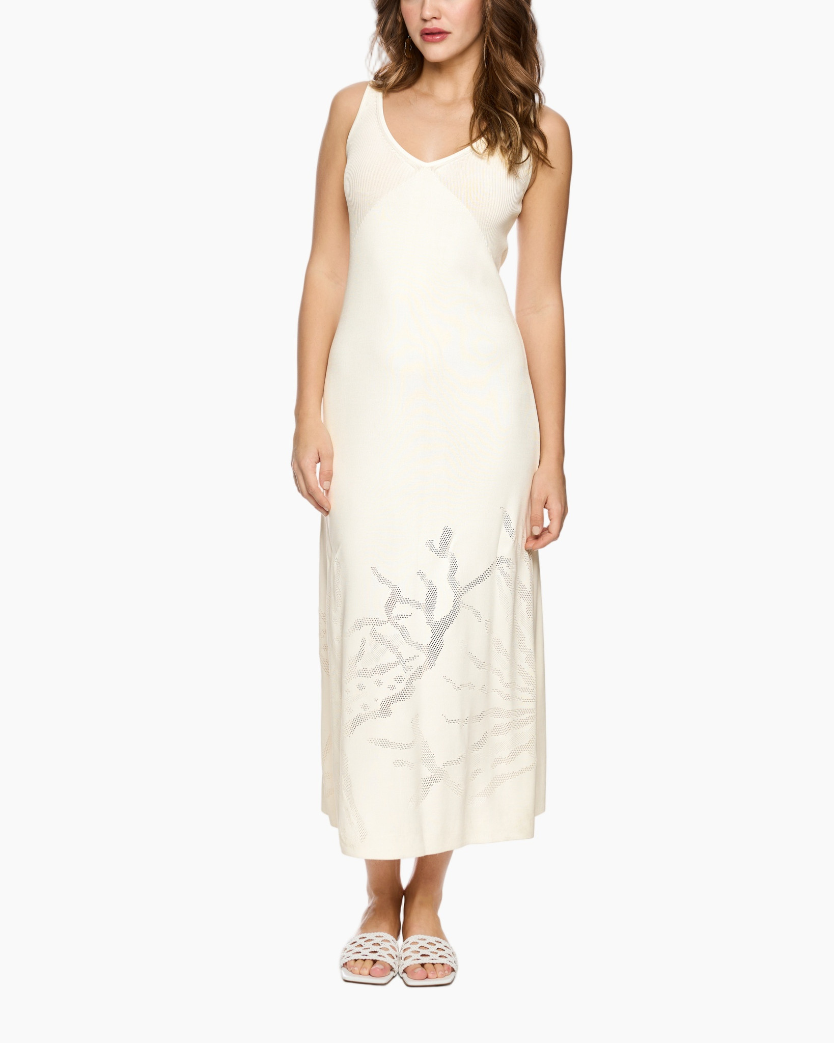 maxi dress, cream color, sleeveless, v-neck, tree pattern
