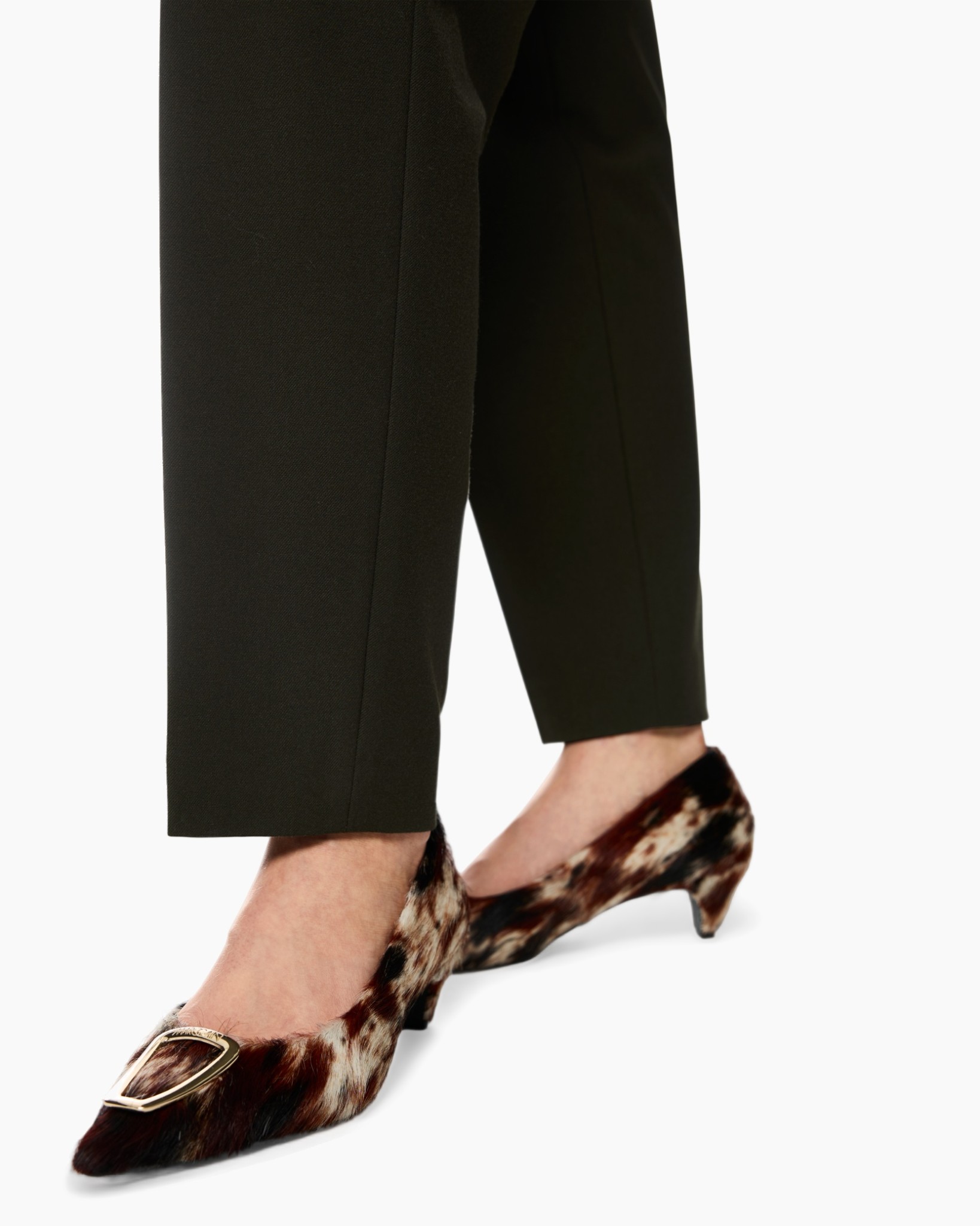 pants, trousers, black, calf, heels, pump, leopard, fur?, pattern, shoe?