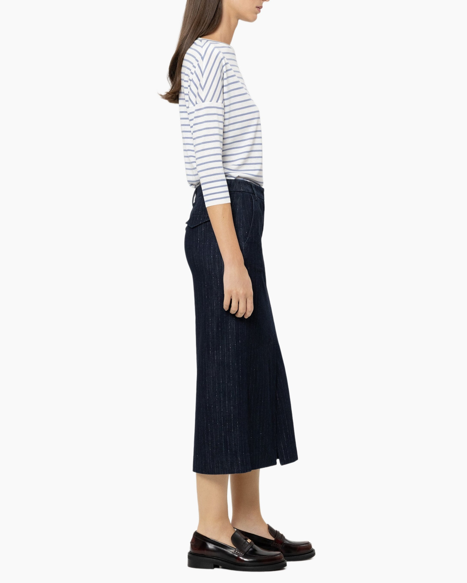 Clothing, Skirt, Pants, Person, Shoe