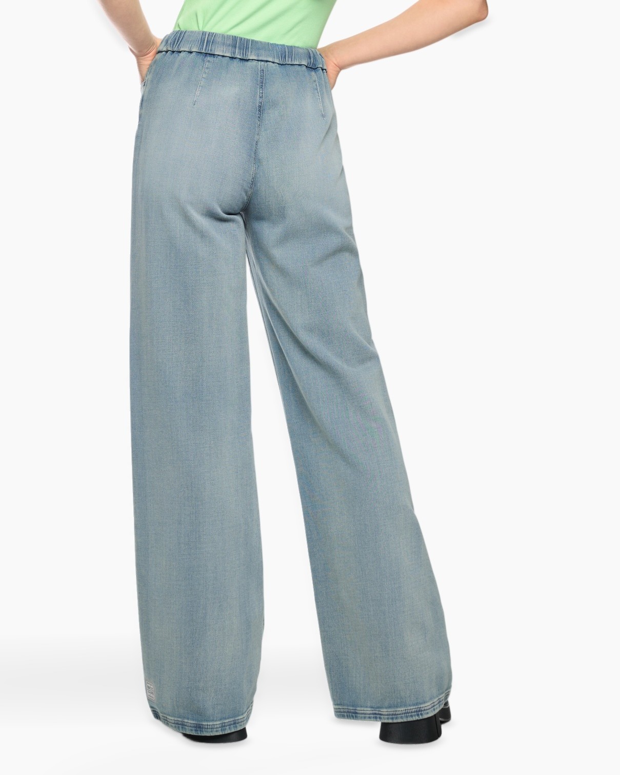 wide-leg jeans, light blue, denim, drawstring waist, loose fit, jeans, wide-leg, light wash, drawstring, pants