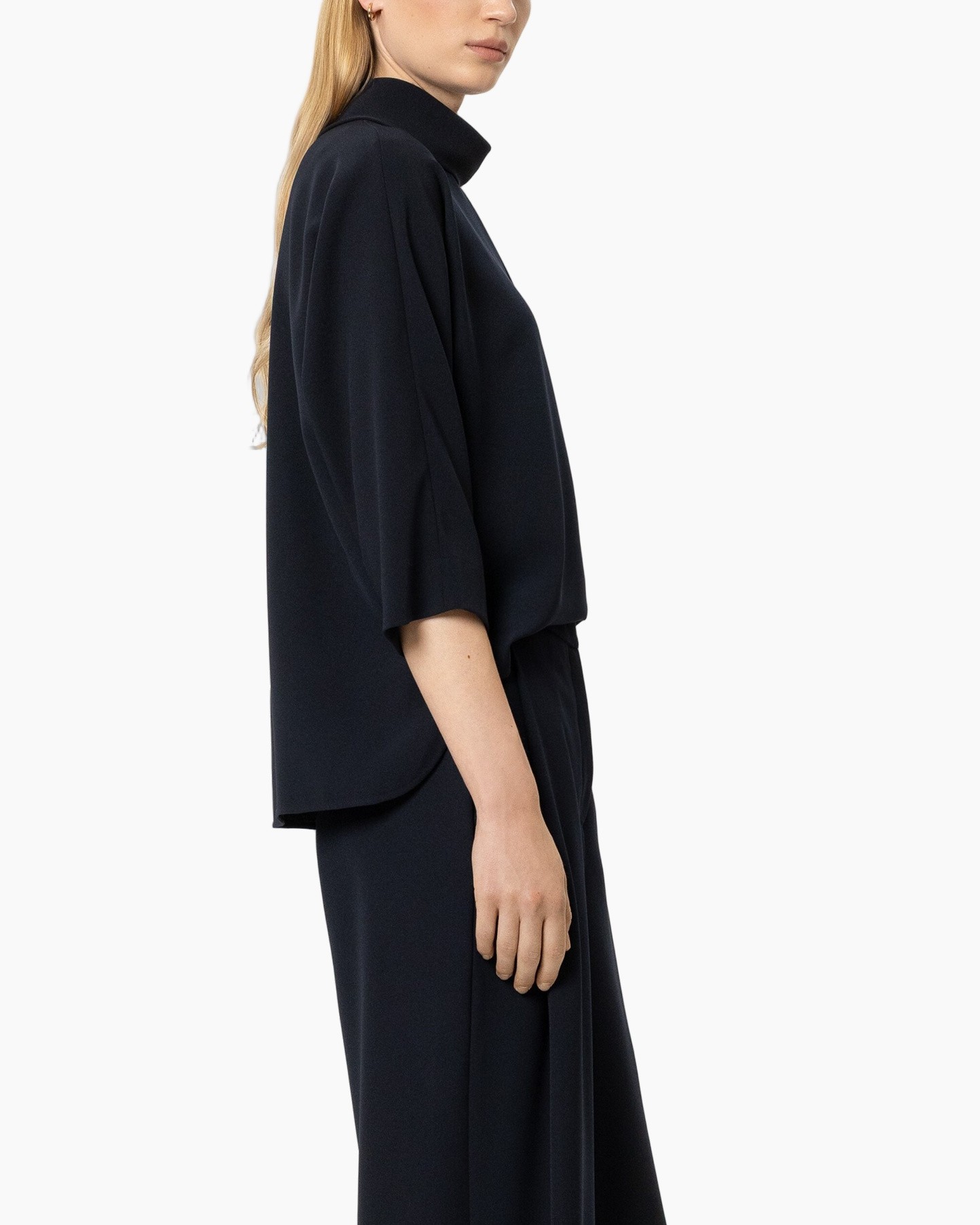 top, turtleneck, loose-fit, dark, long-sleeve