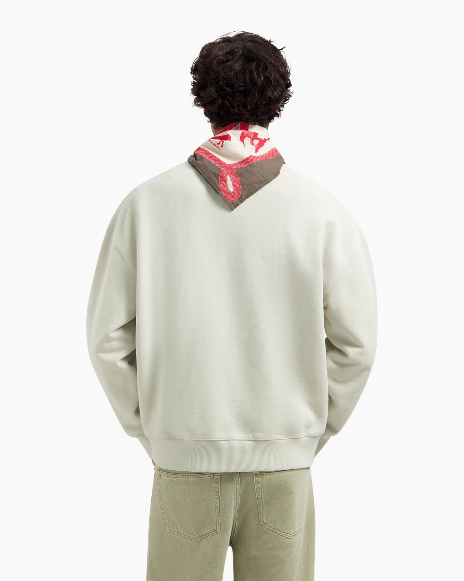 sweatshirt, crewneck, beige, bandana, scarf, khaki pants, belt