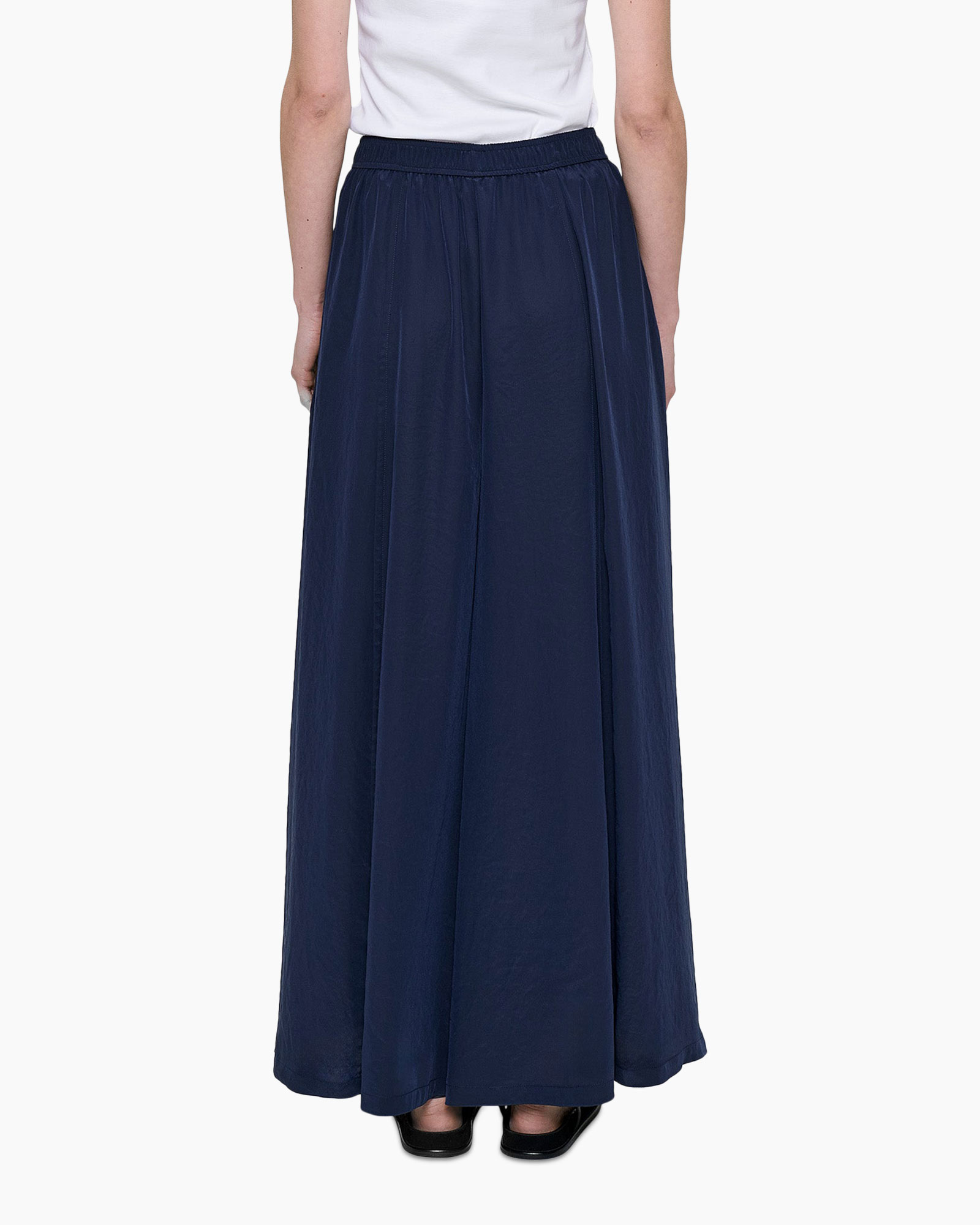 maxi skirt, navy color, elastic waistband, full length, pearls? not visible