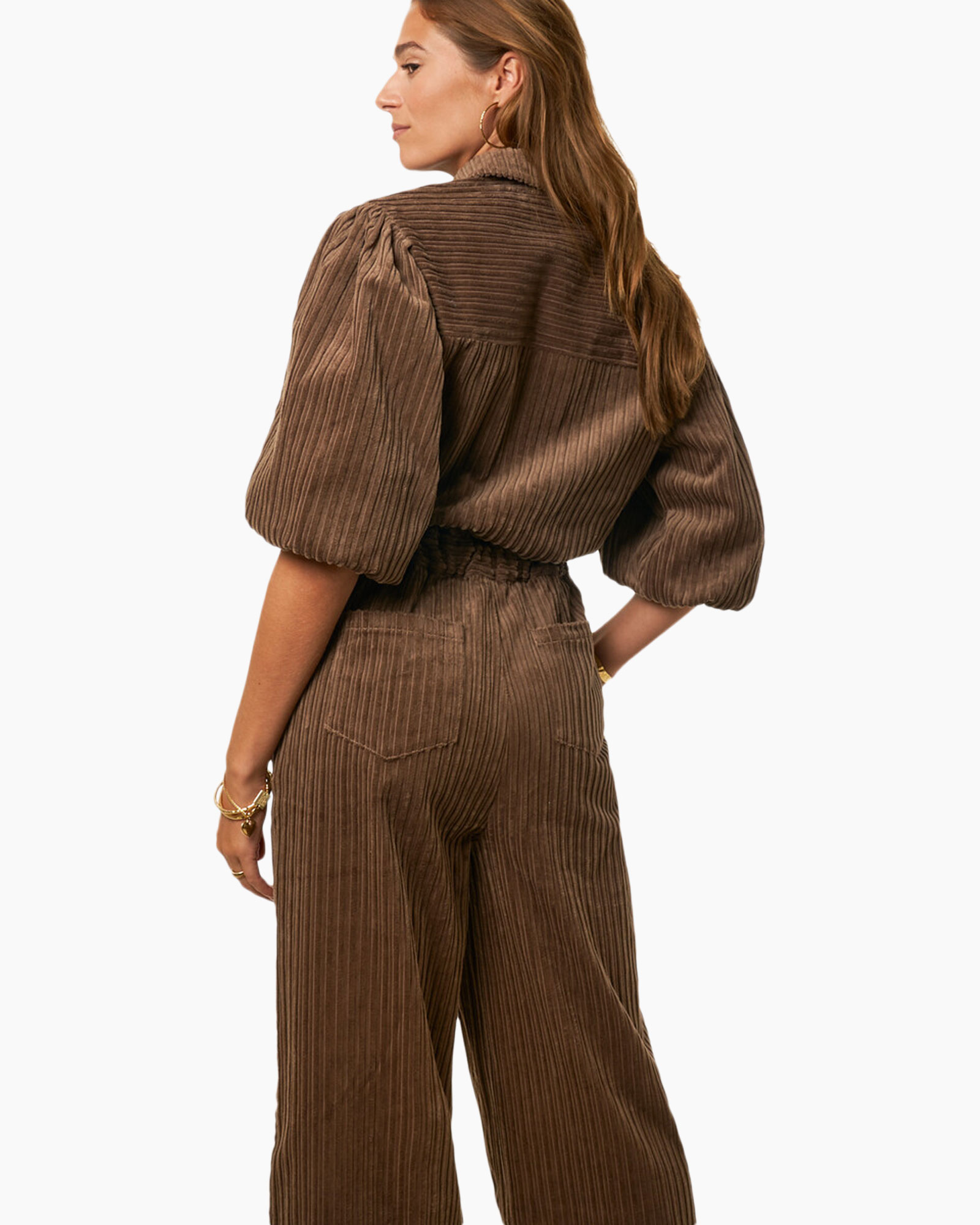 Formal Wear, Suit, Fashion, Person, Woman