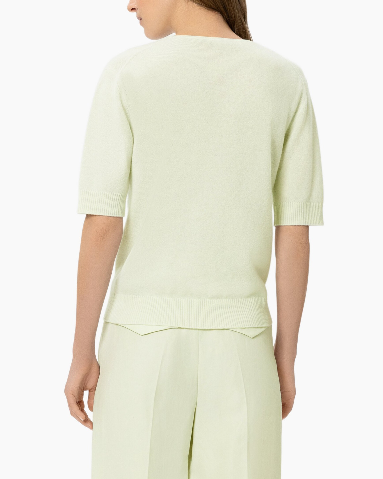 knit top, short sleeve, light green, back view, ribbed hem
