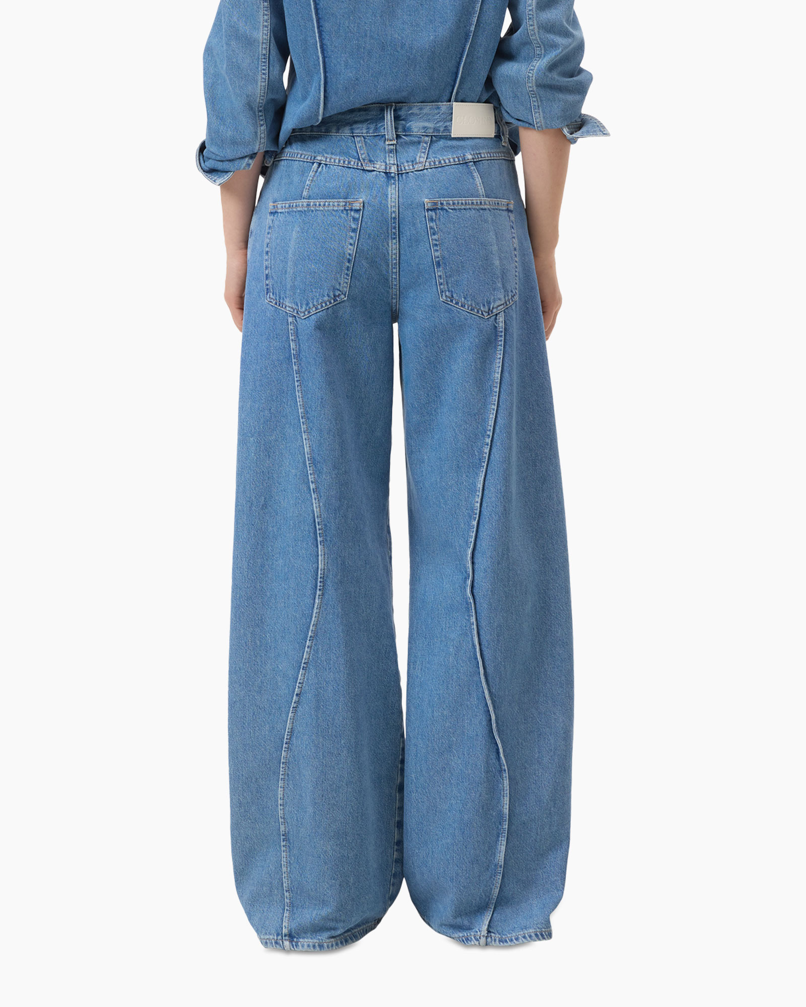 jeans, wide-leg, denim, back view, pockets