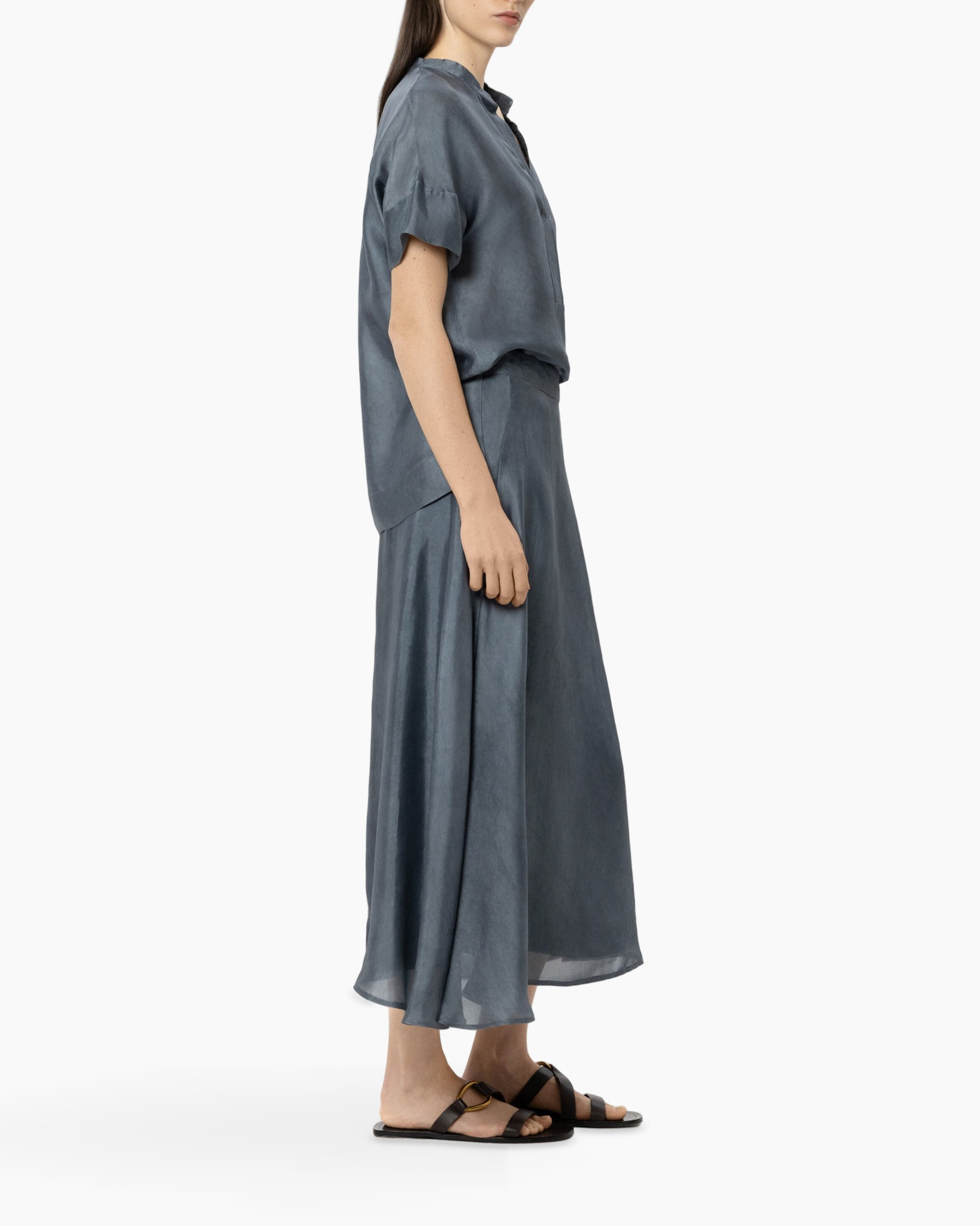linen, maxi dress, short sleeves, slip-on sandals, blue-gray