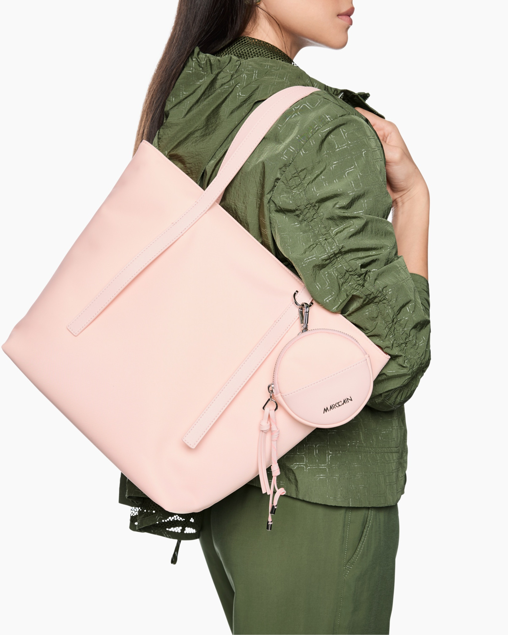 pale pink tote, tote bag, shoulder bag, round charm, minimalist, soft pink