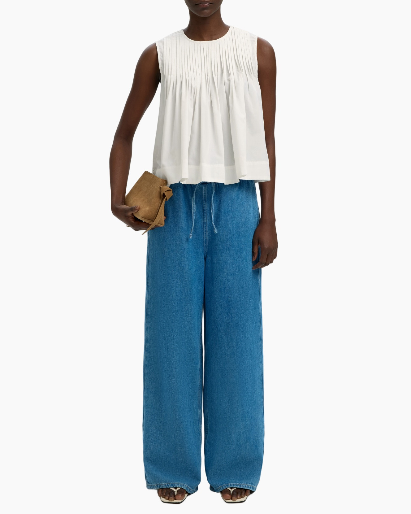 sleeveless top, pleated, white, peplum, wide-leg jeans