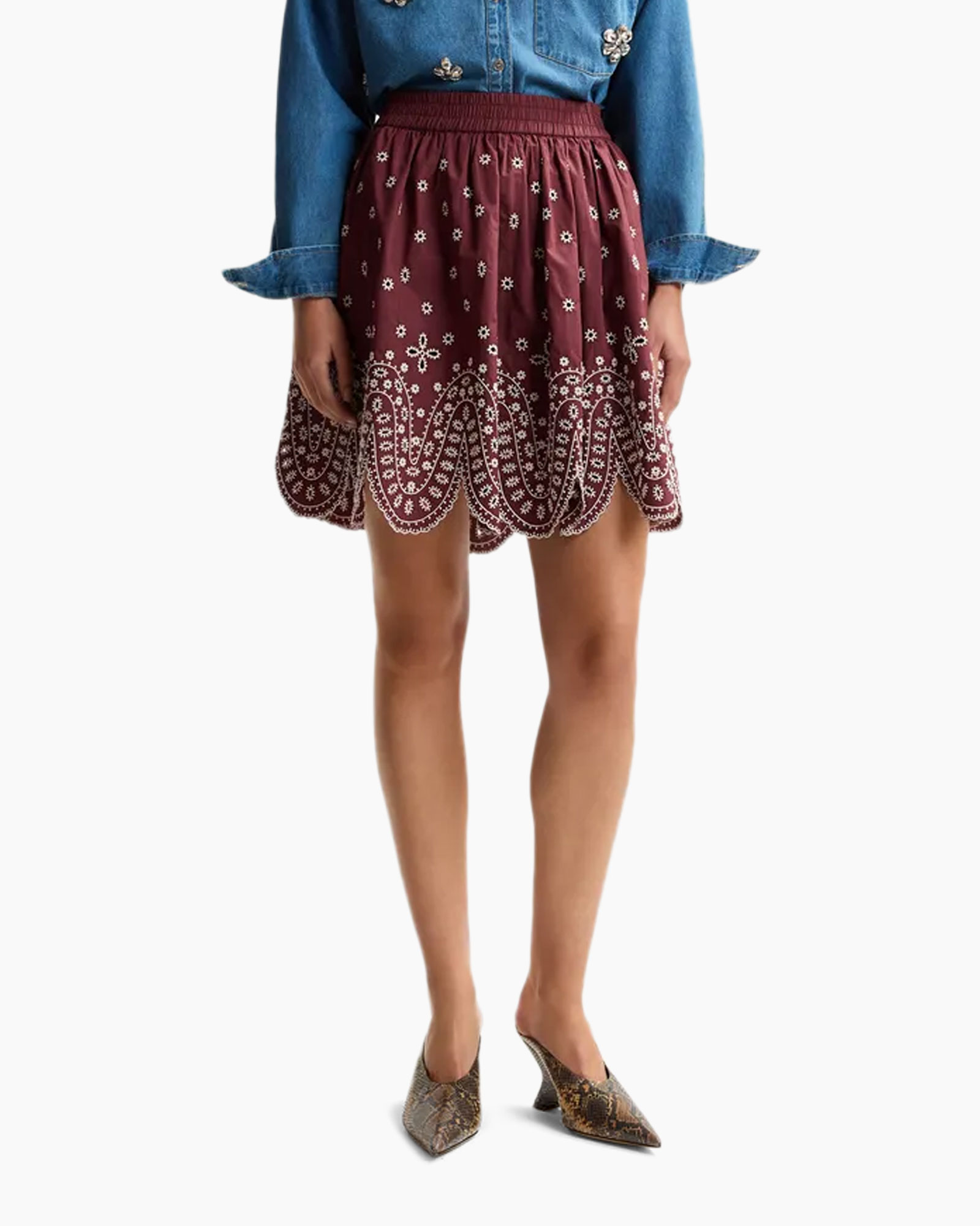 skirt, embroidery, bloom pattern, paisley edge, burgundy
