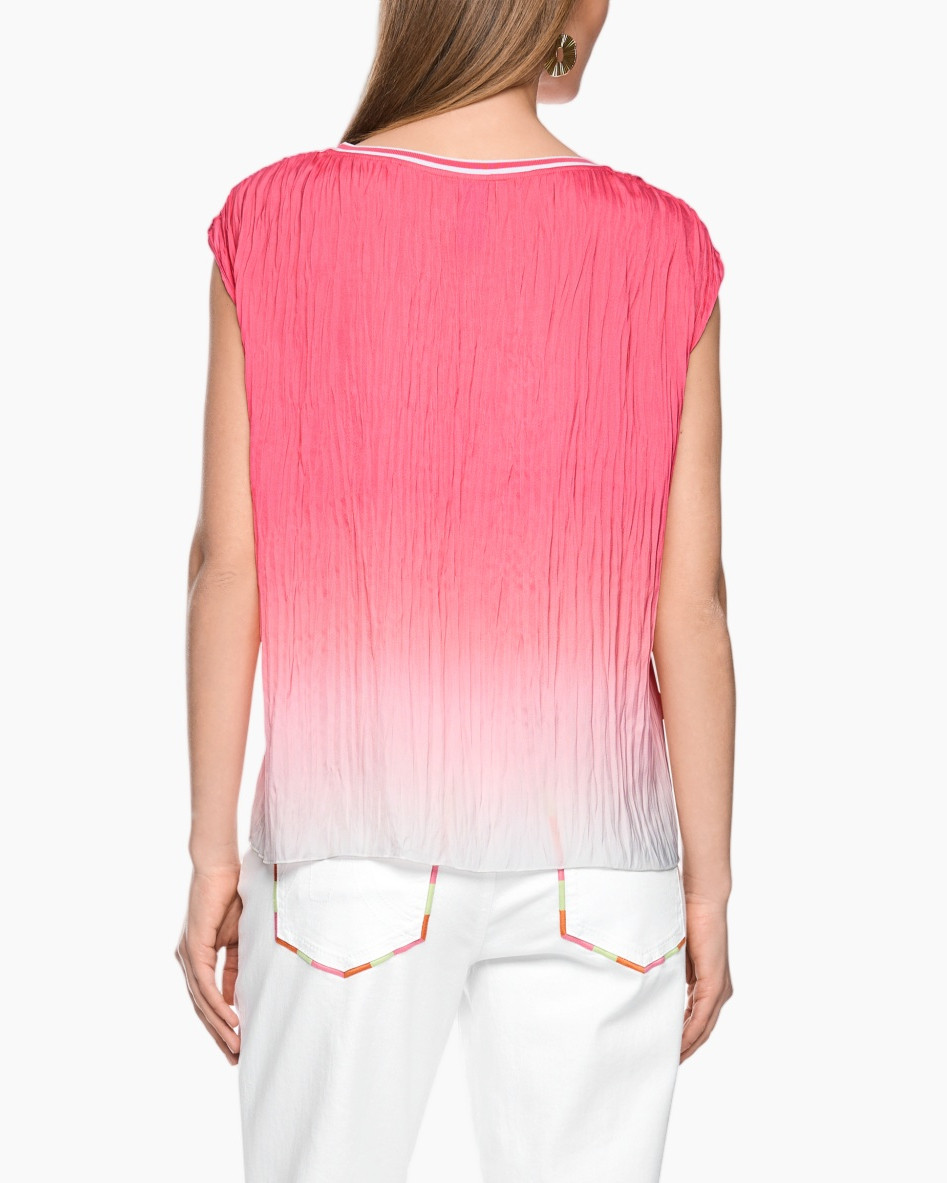 pink top, gradient pink, pleated texture, short sleeve, round neck
