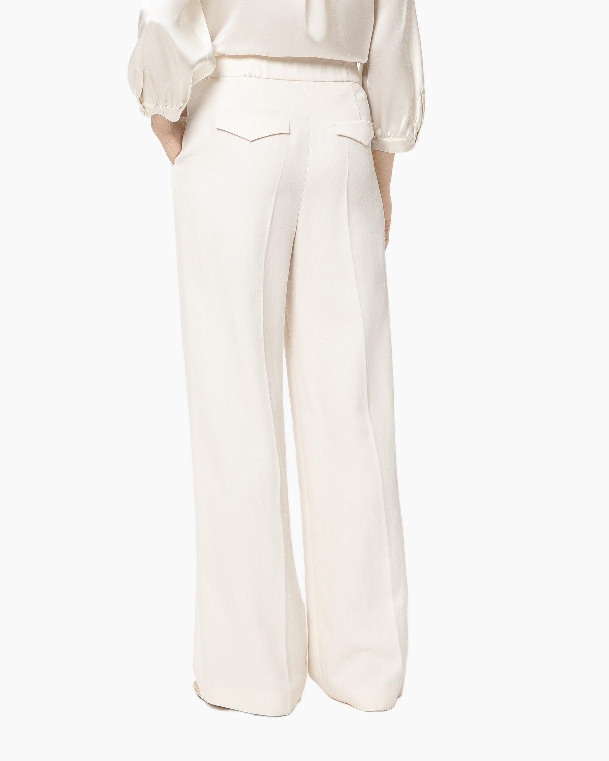 Home Decor, Linen, Pants, Person, Formal Wear