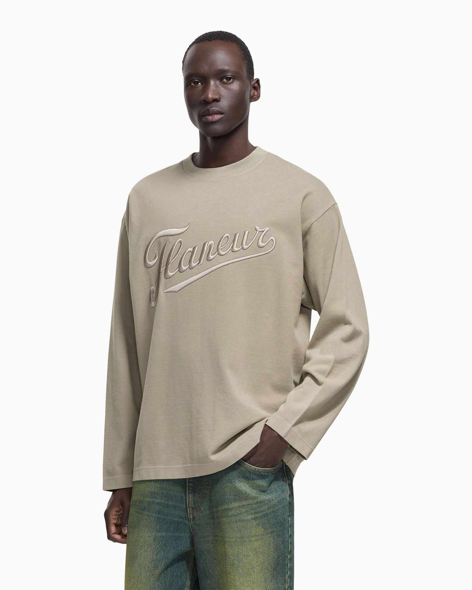 sweatshirt, long sleeve, beige, graphic, cropped?, tee?, no, fabric, textured