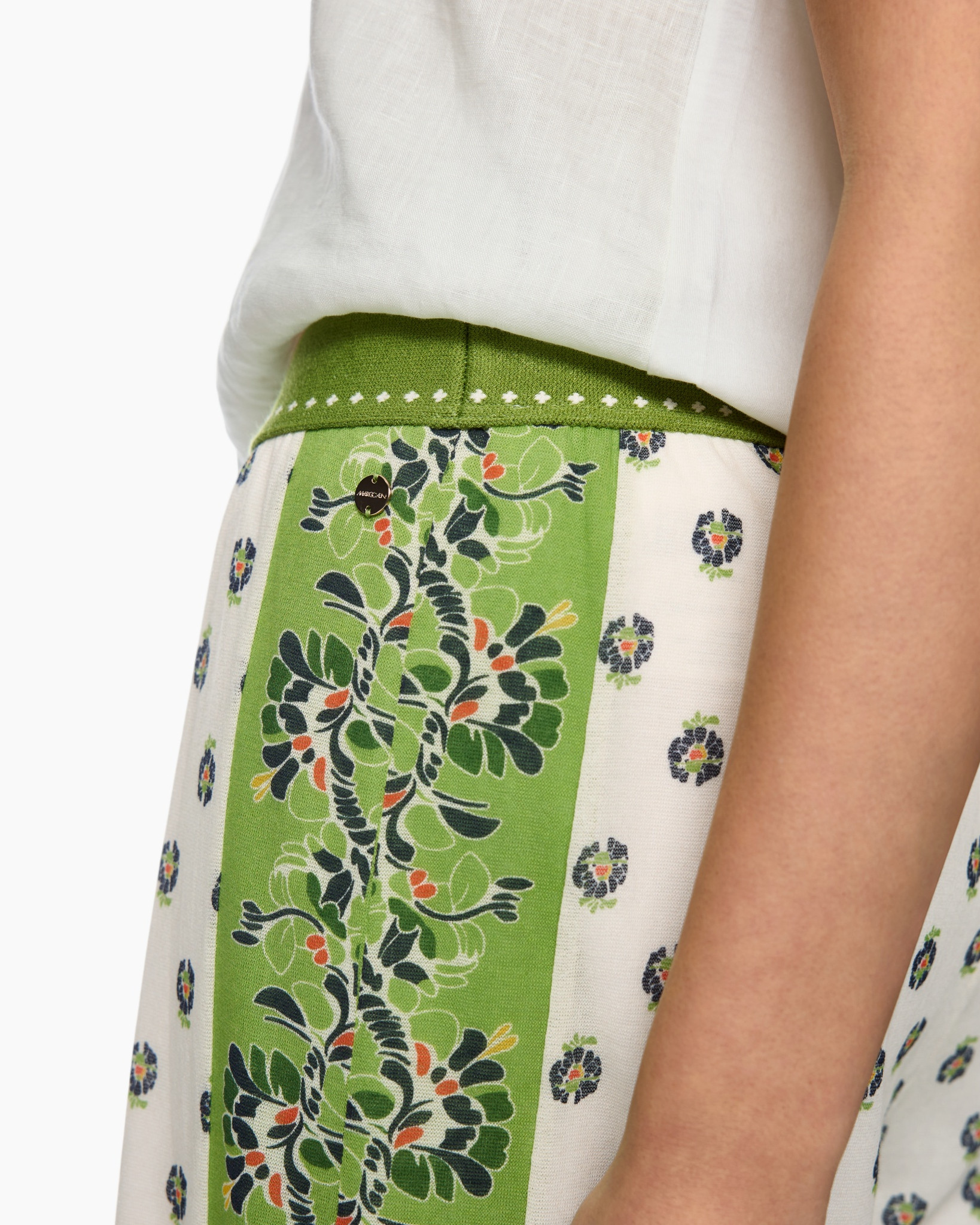 green stripe, floral print, skirt, mid-length, white top