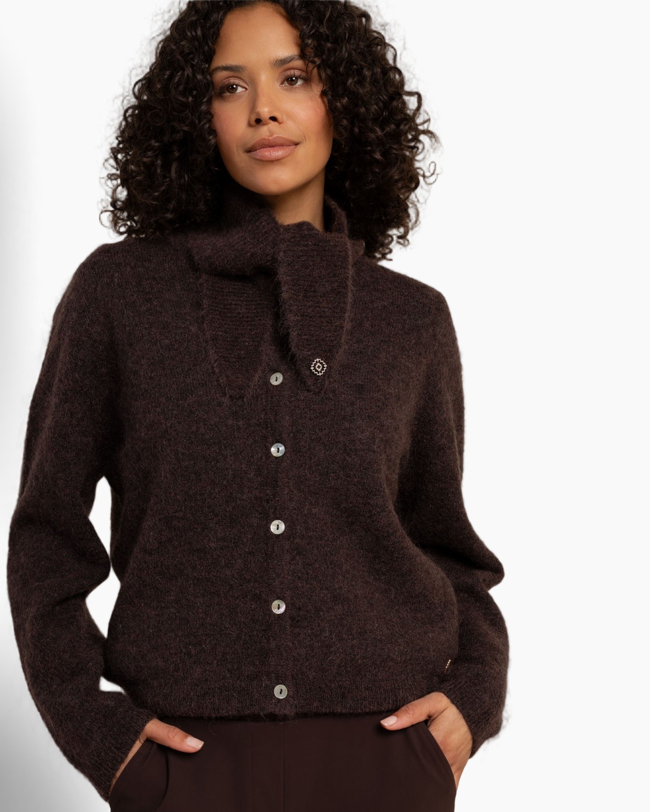 cardigan, knitted, brown, buttons, collar