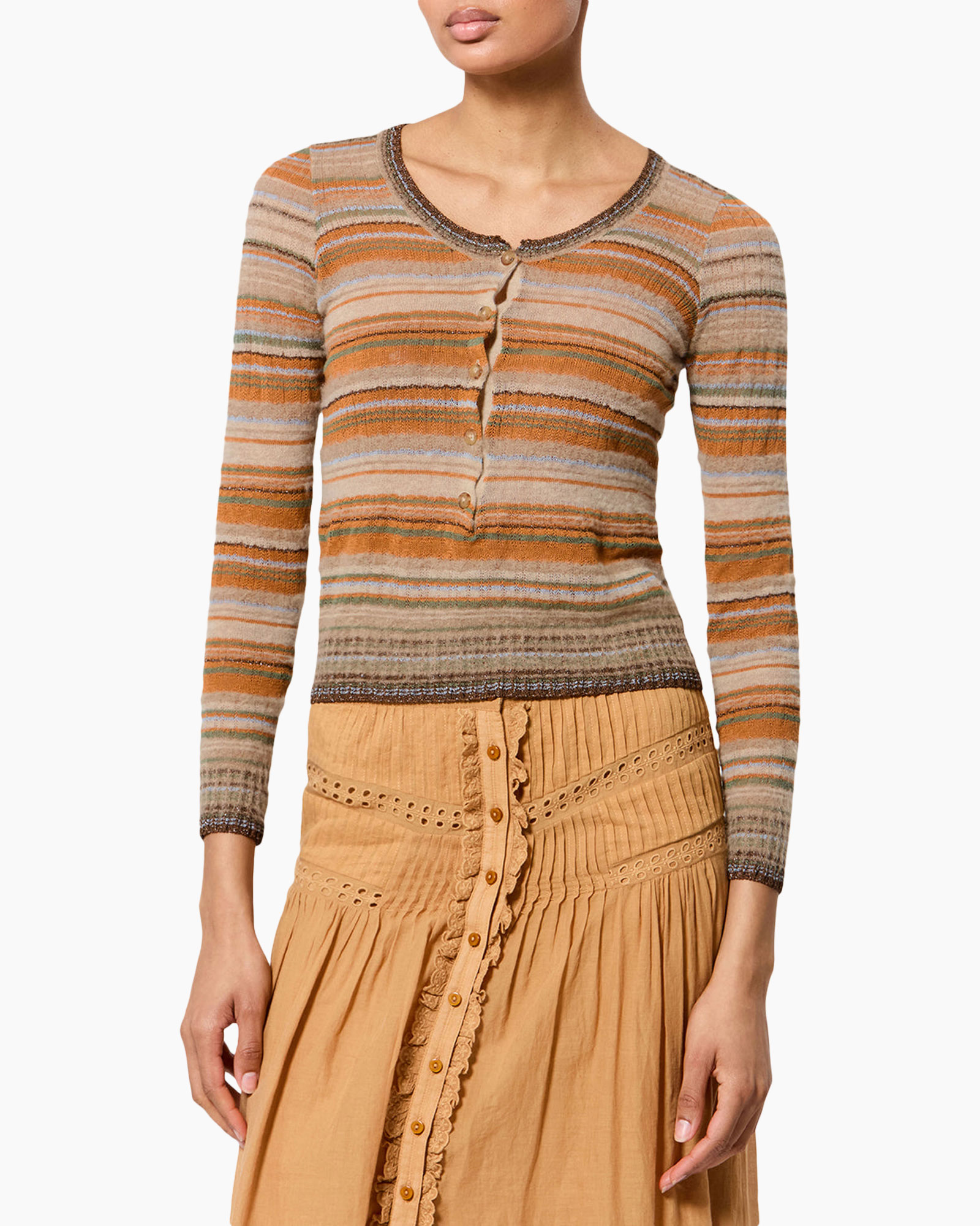 knit sweater, striped pattern, long sleeves, round neckline, colorful knit