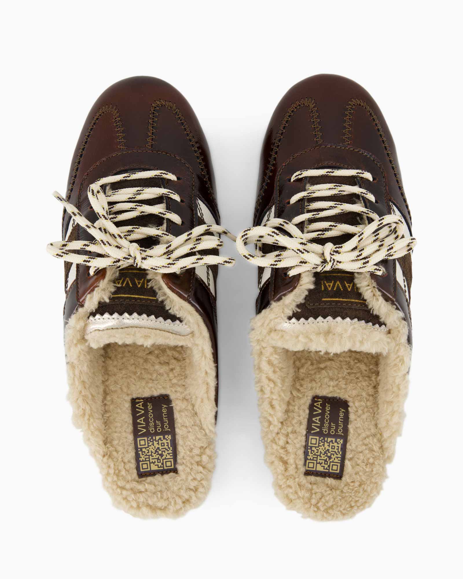 boots, shoes, brown, fur-lined, laces