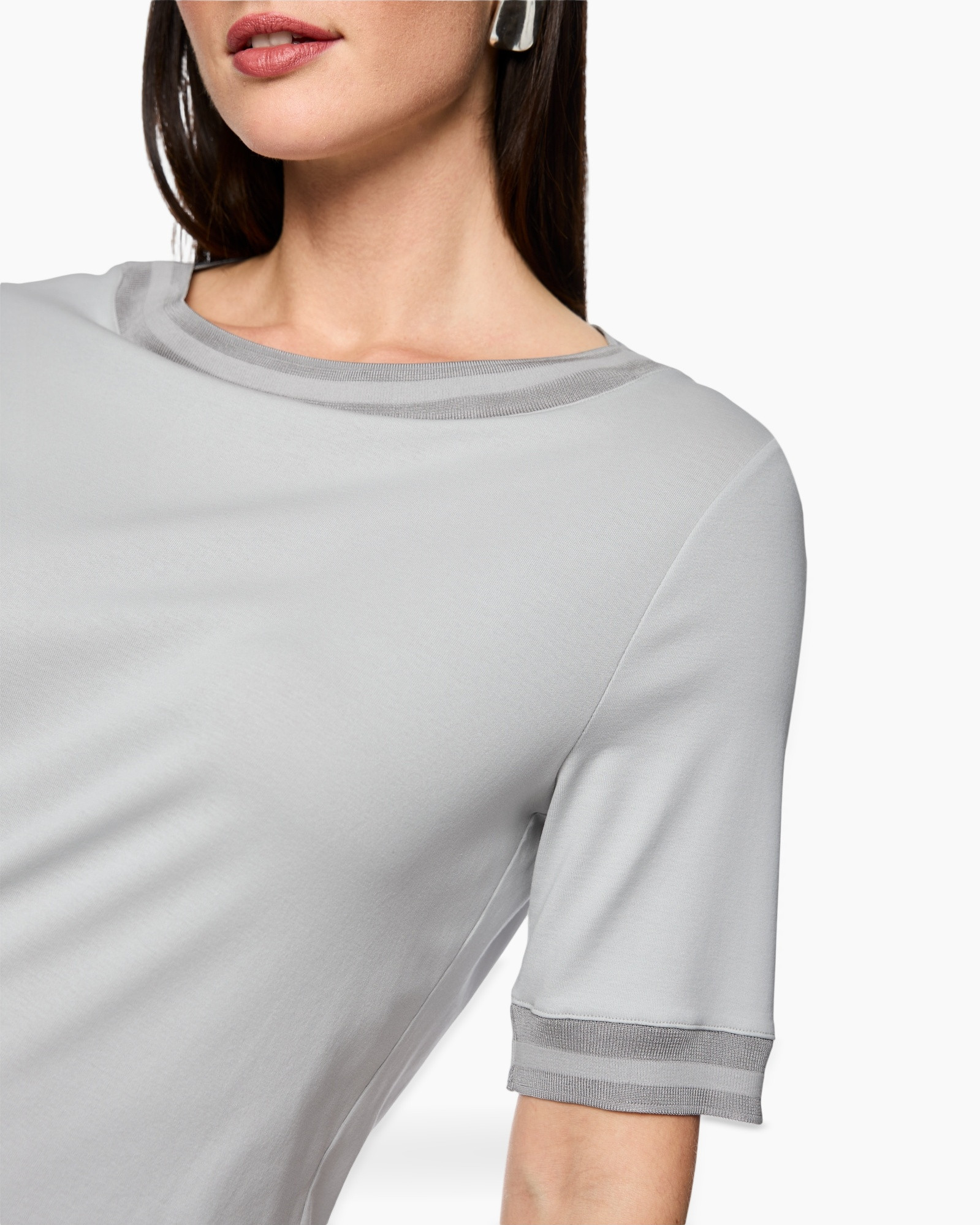short-sleeve, gray, crew-neck, women, top