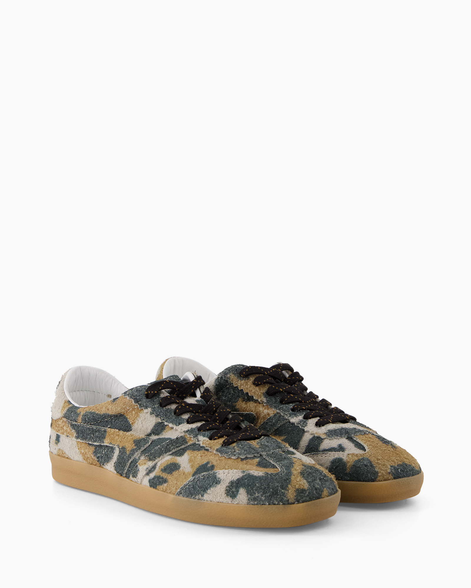 camouflage, camo pattern, sneakers, low-top, laces