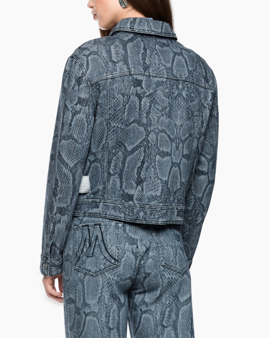 denim jacket, snake print, blue-gray, long sleeve, buttoned pockets