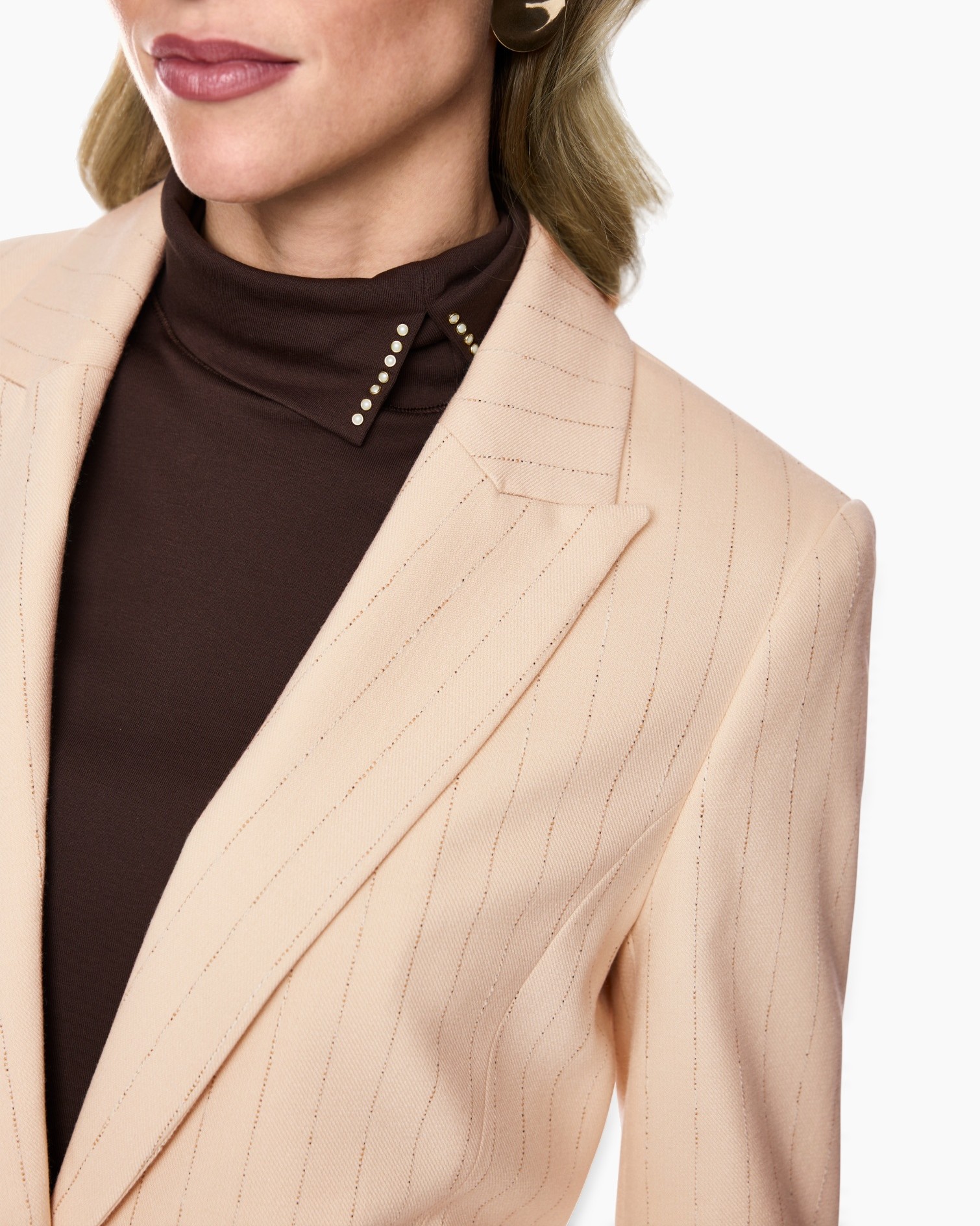 blazer, pinstripe, pastel, collar-detail, woman