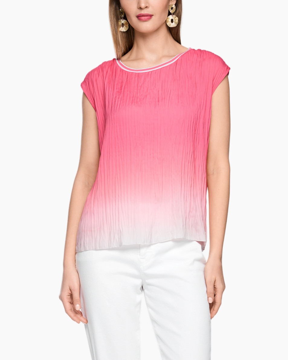 pink top, gradient pink, pleated texture, short sleeve, round neck
