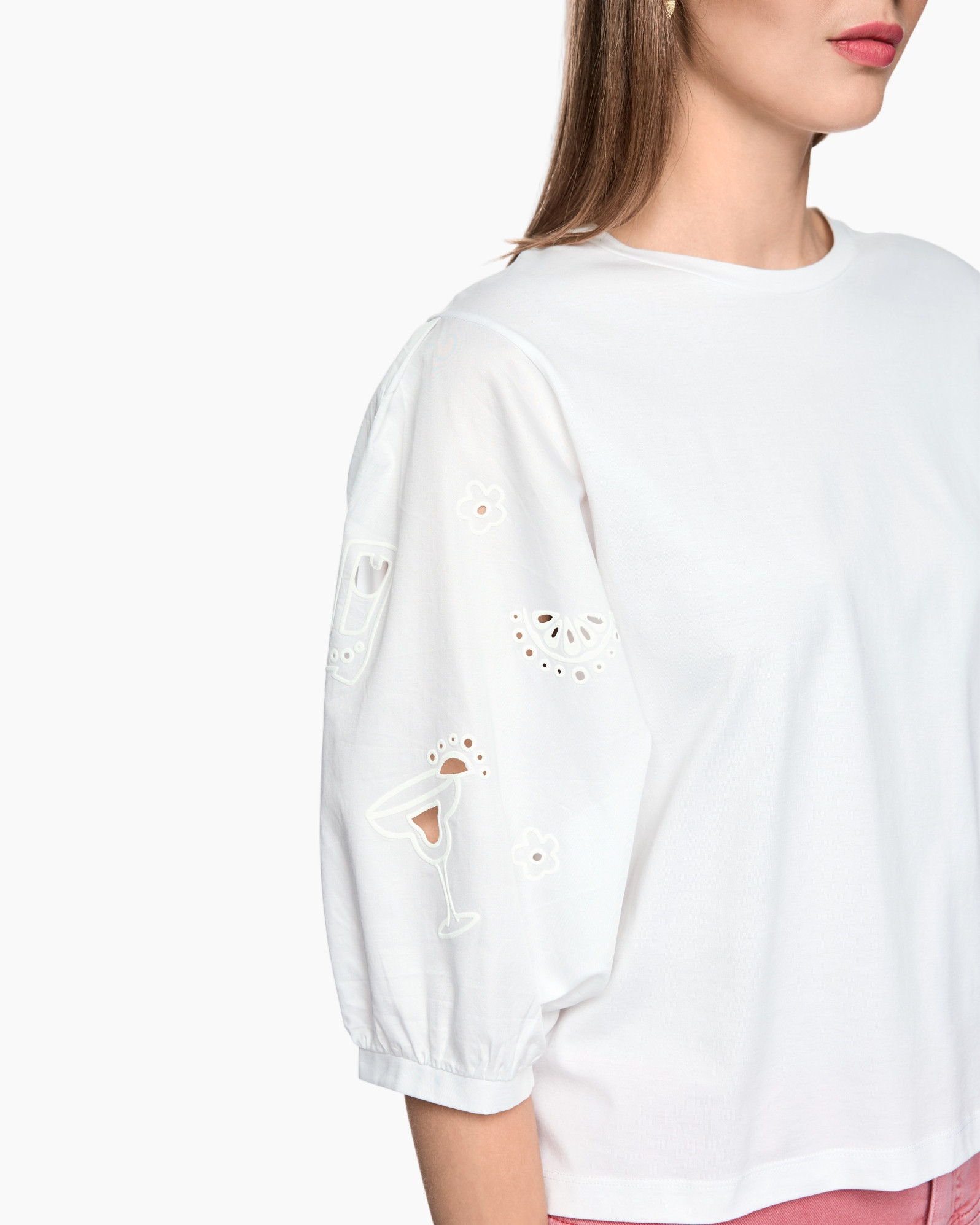 white blouse, embroidery, eyelet, 3/4 sleeve, loose fit