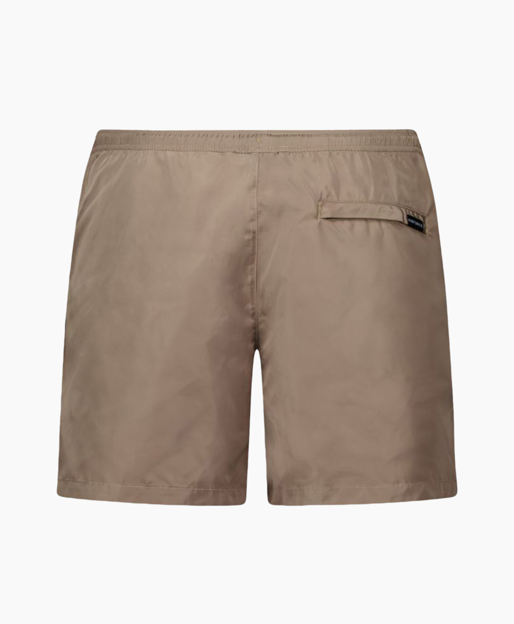 shorts, beige, drawstring?, pocket, back-pocket