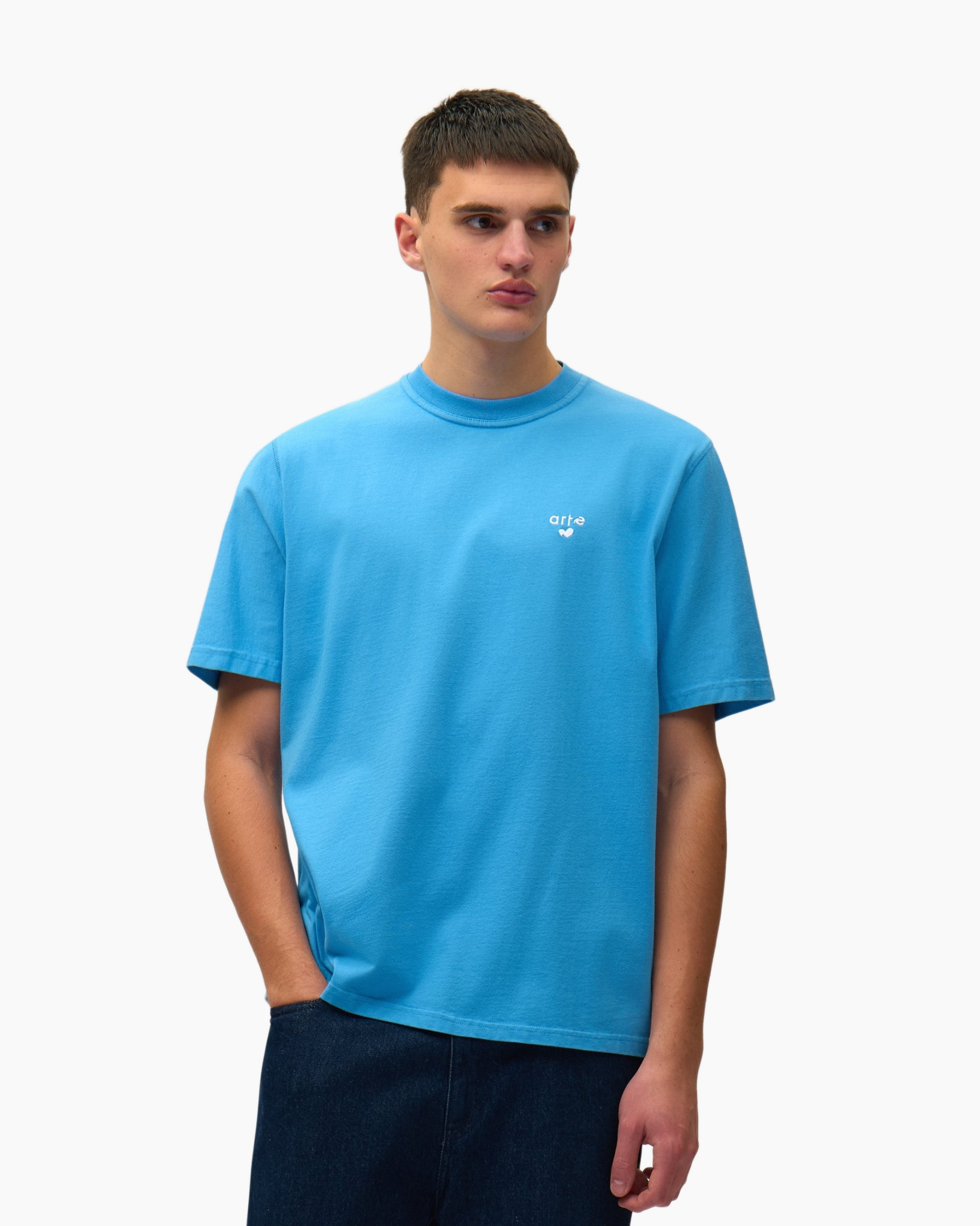 T-Shirt, Person, Sleeve, Jeans, Face