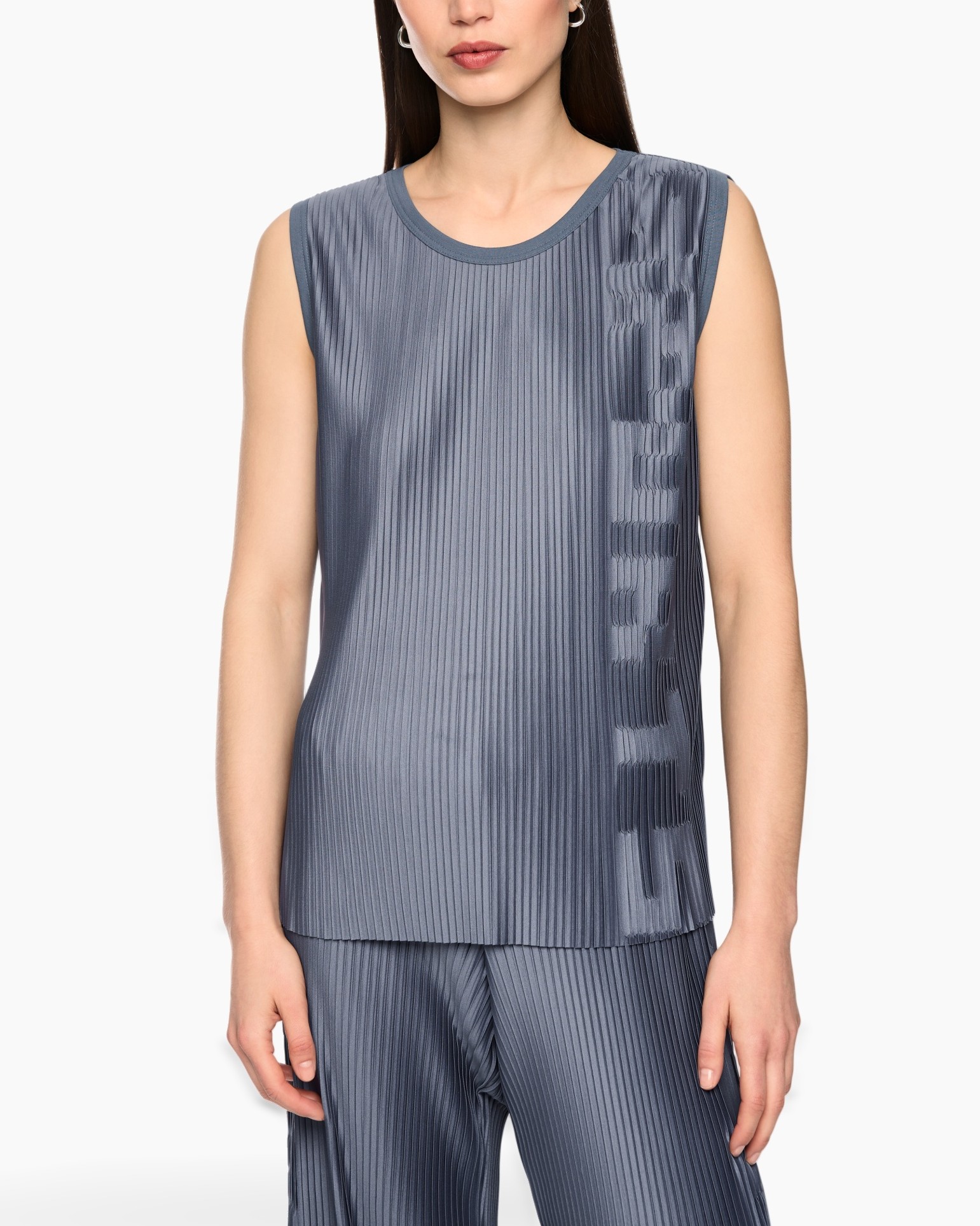 pleated, tank top, sleeveless, blue-gray, top