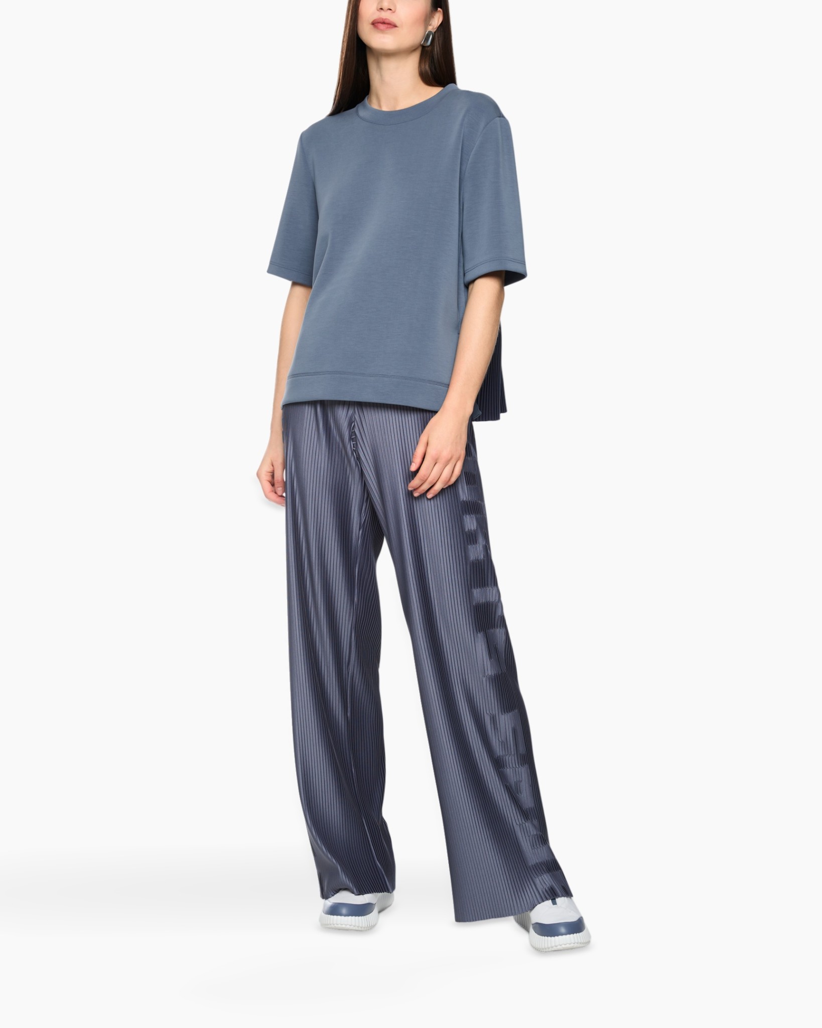 blue top, oversized tee, short sleeve, pullover, wide-leg pants