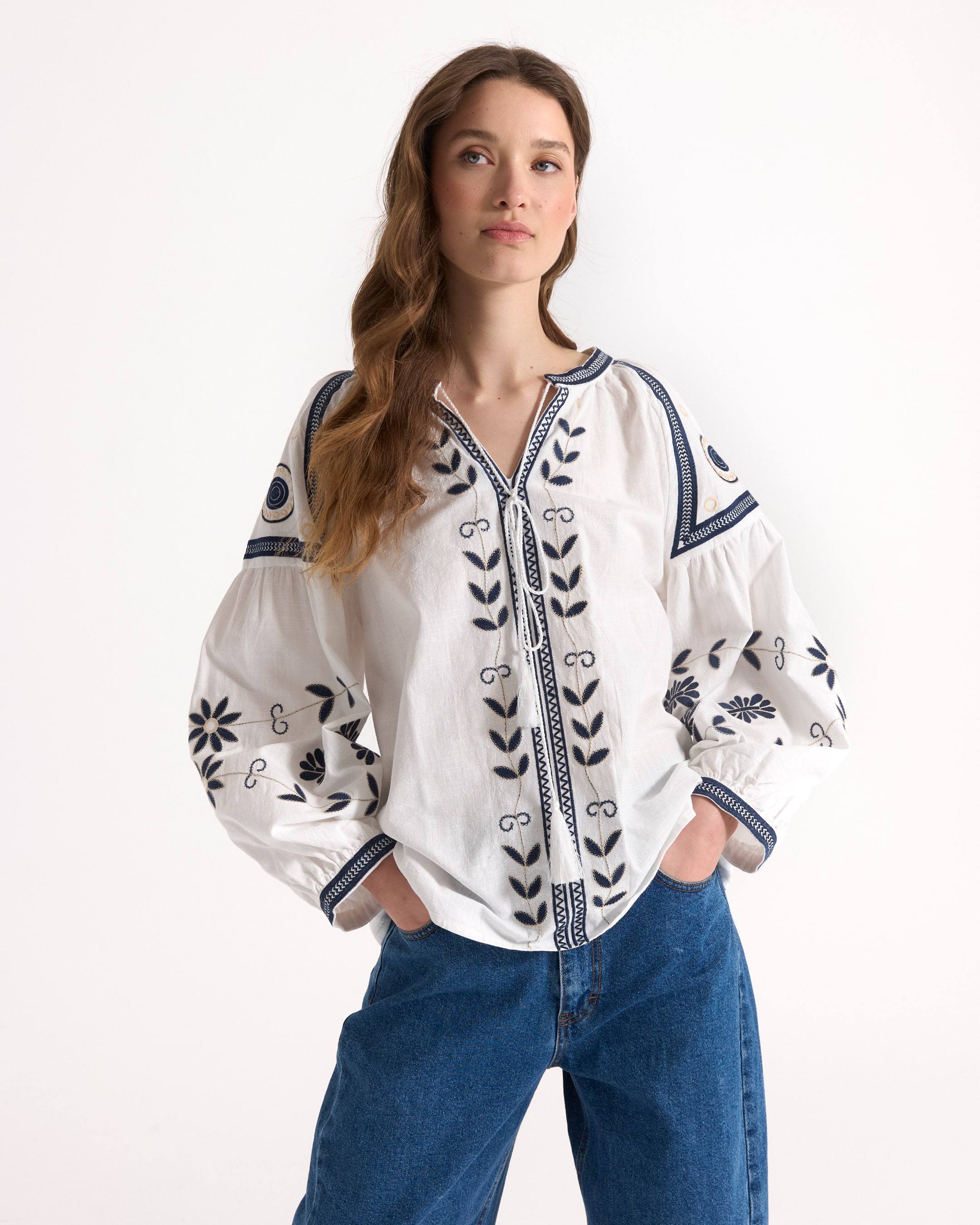 white blouse, embroidered, navy blue, peasant sleeve, cotton