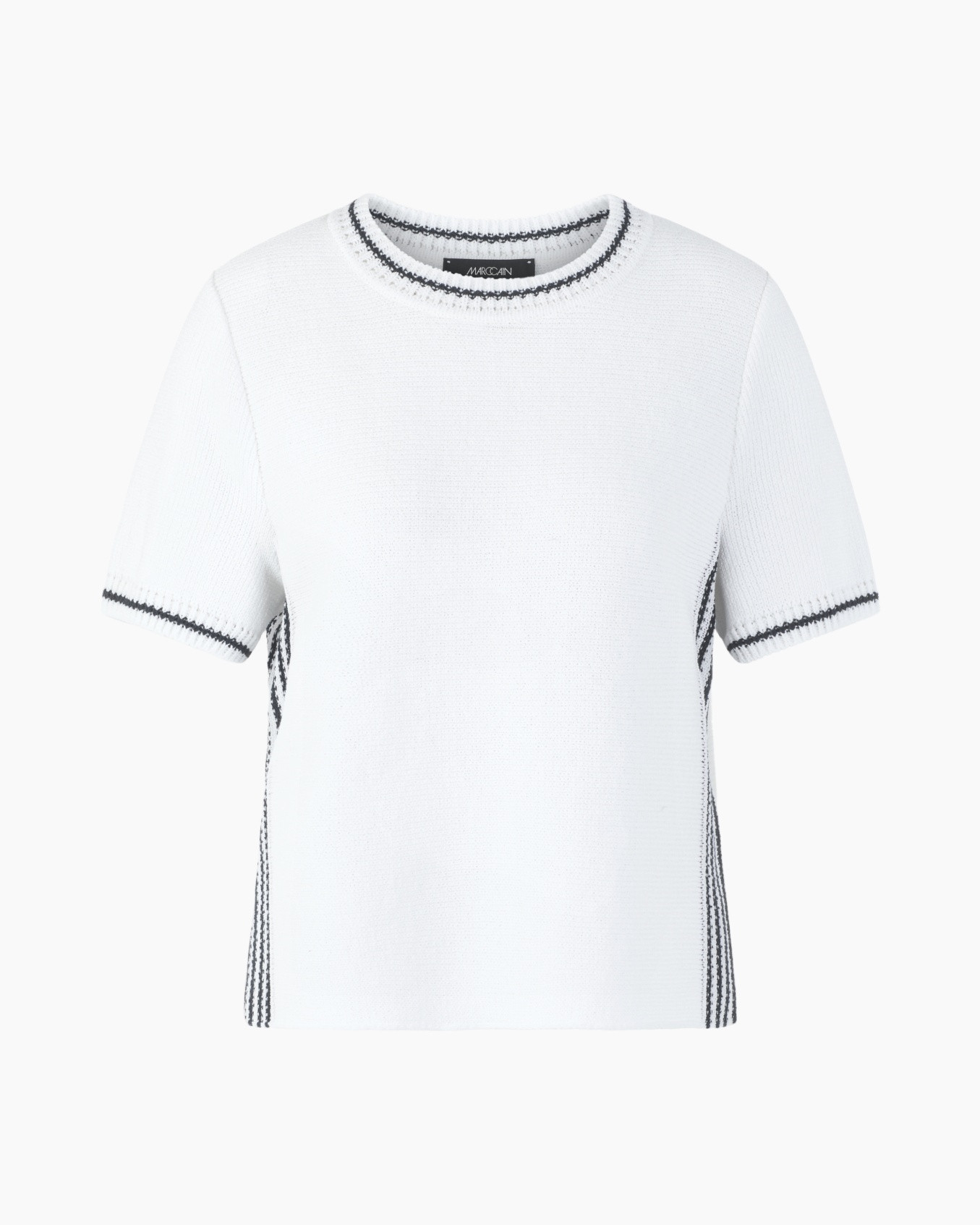 knit, t-shirt, white, black trim, short sleeve