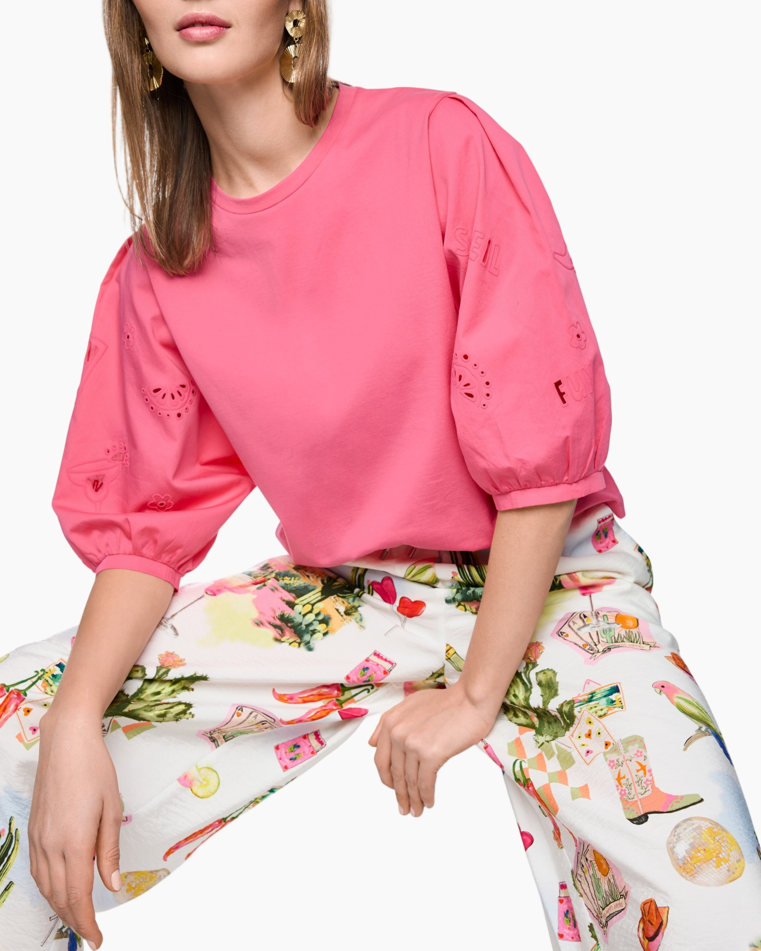 pink top, puff sleeve, embellished sleeves, round neck, solid color