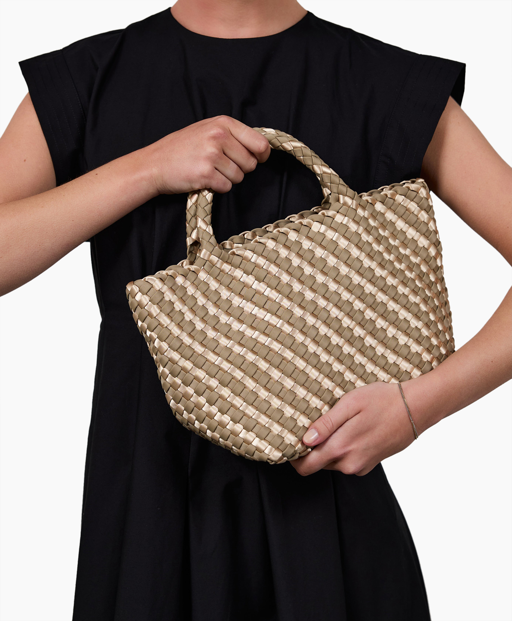 handbag, woven, beige, strapless, clutch