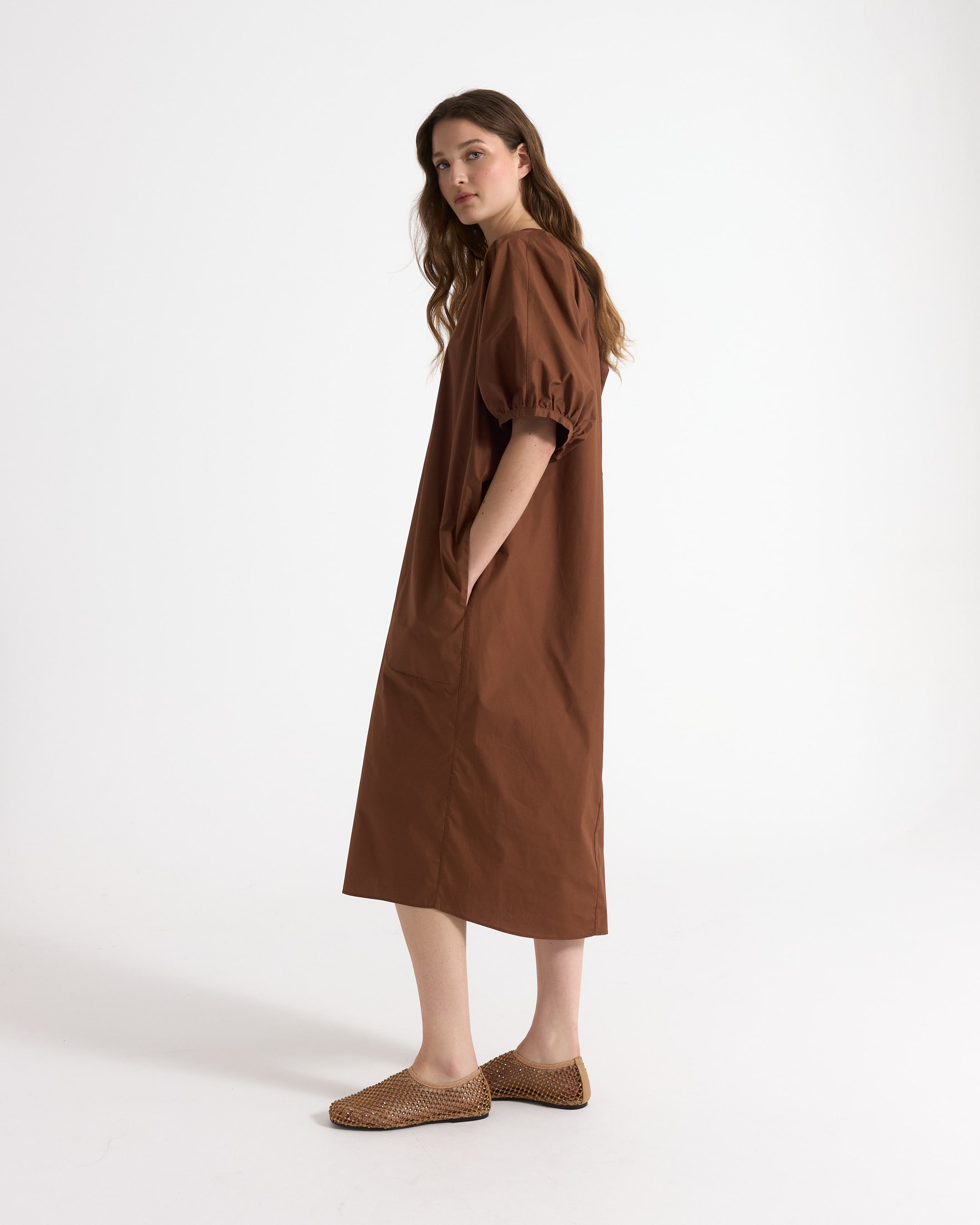 dress, brown, mid-length, short-sleeve, pockets