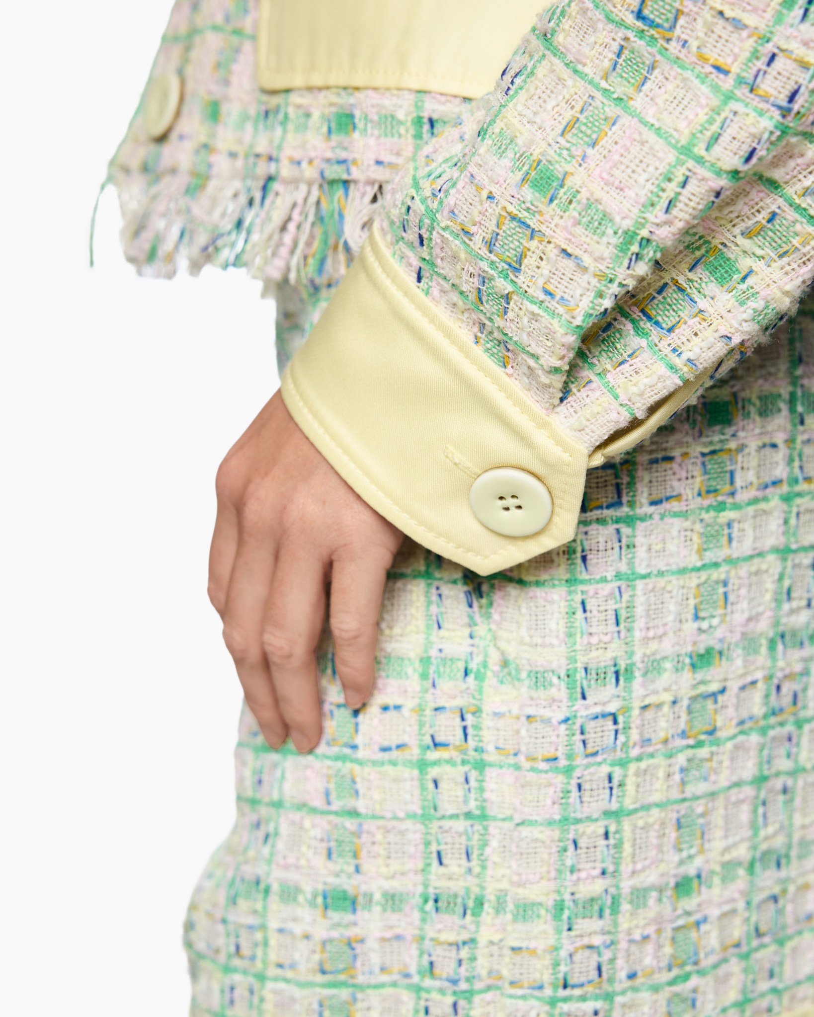 Clothing, Long Sleeve, Sleeve, Cuff, Coat
