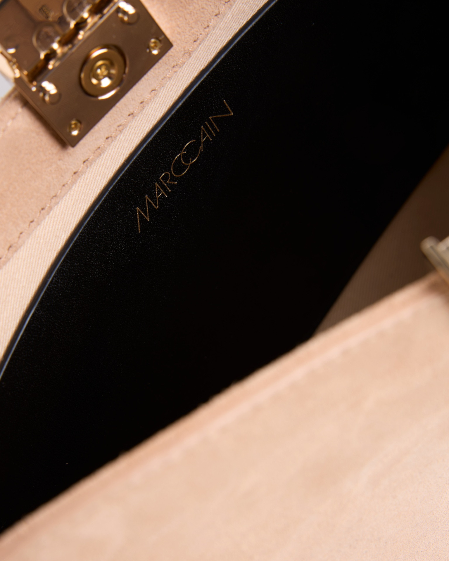 Accessories, Strap