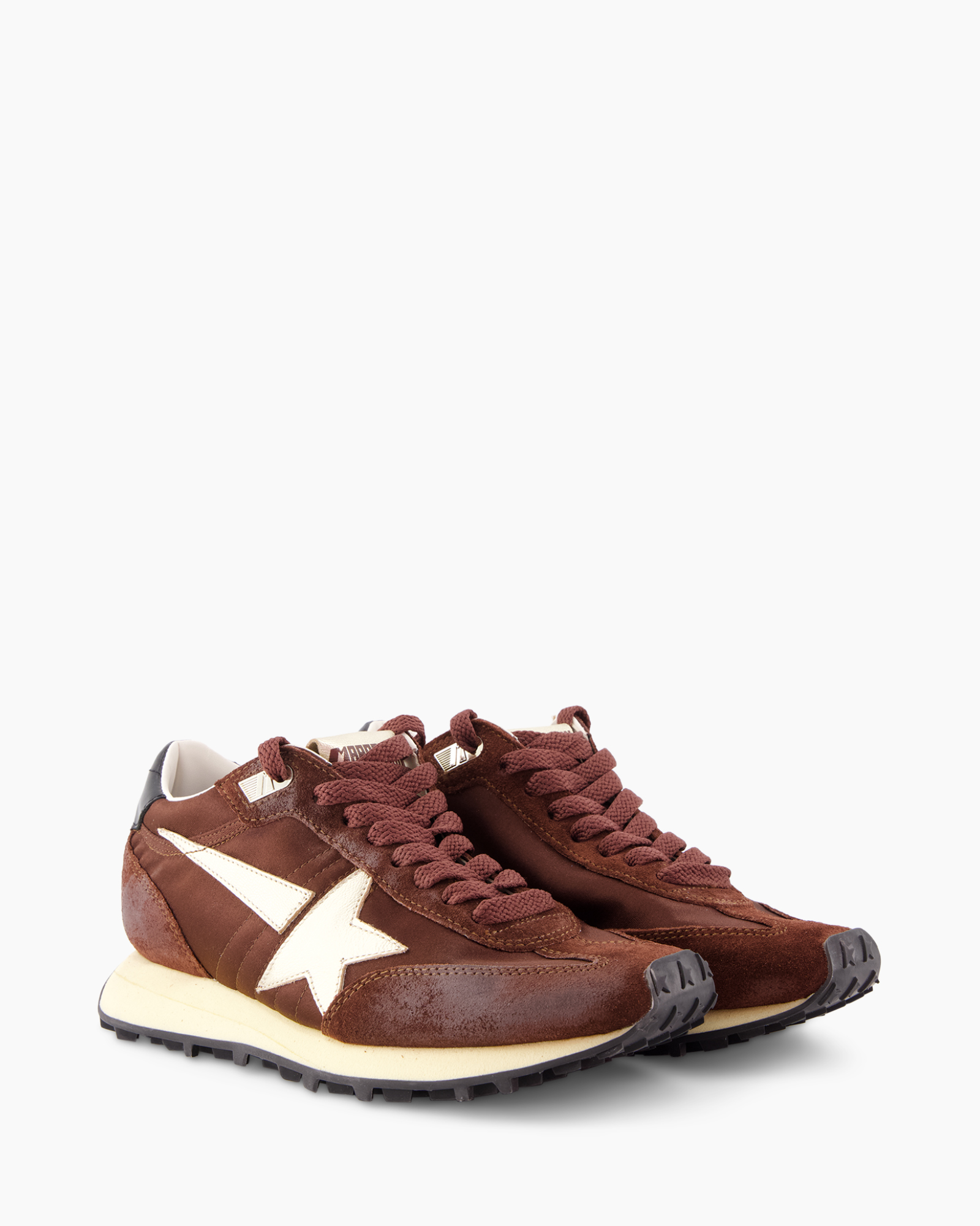brown sneakers, suede, white star, lacing, trail sole