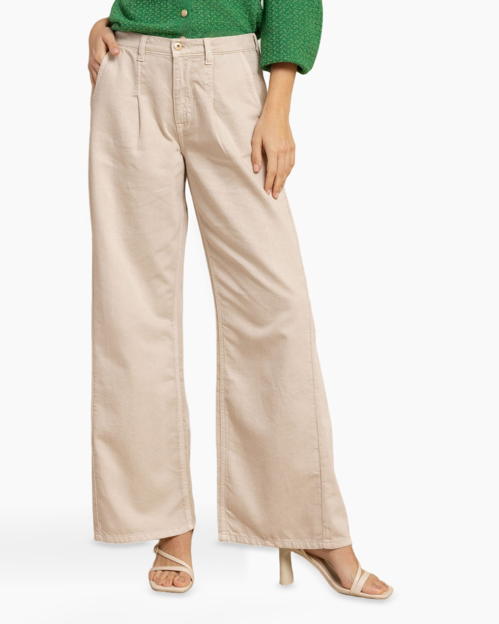beige pants, wide leg, high waist, pocketed, ankle length