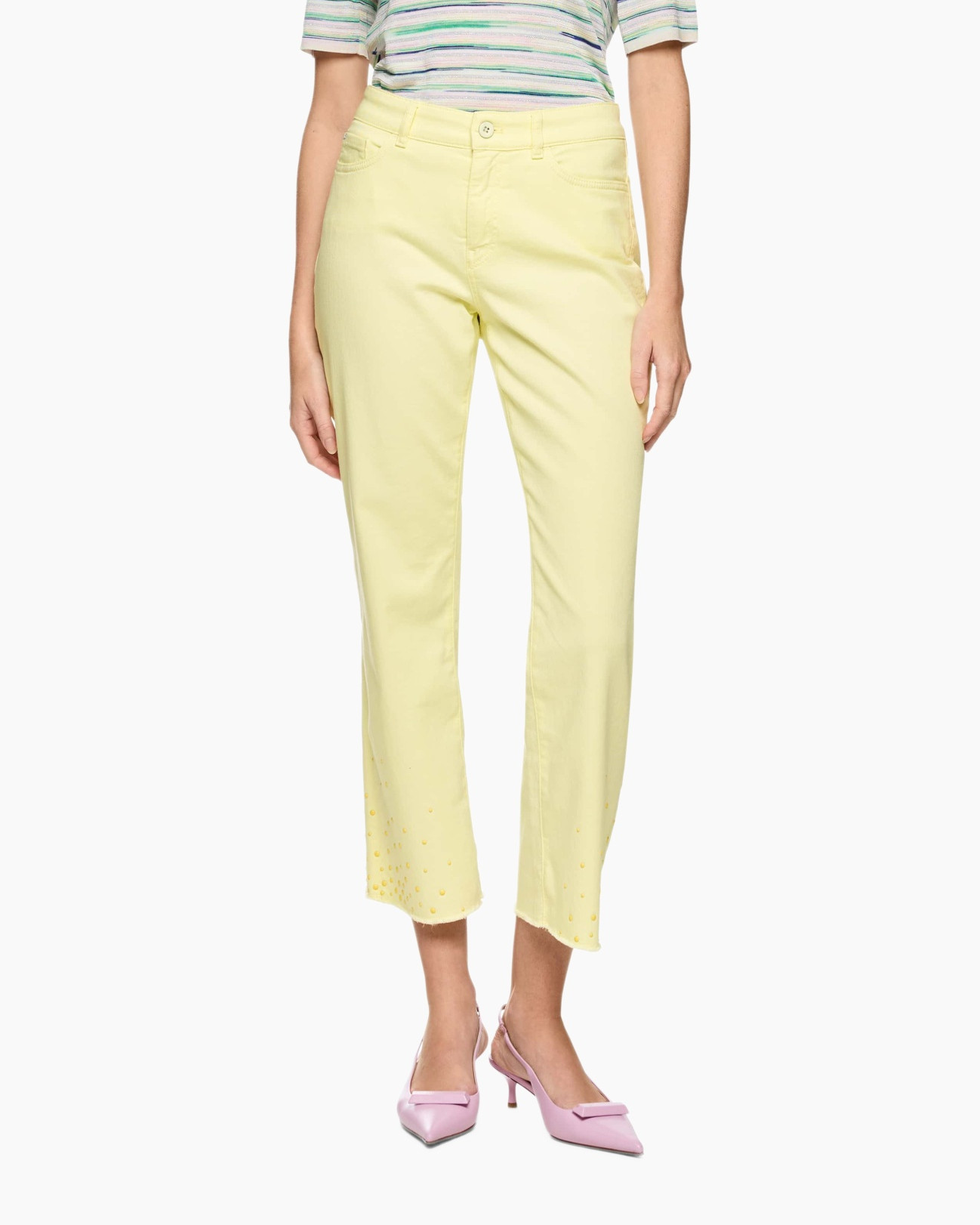 Clothing, Pants, High Heel, Shoe, Person