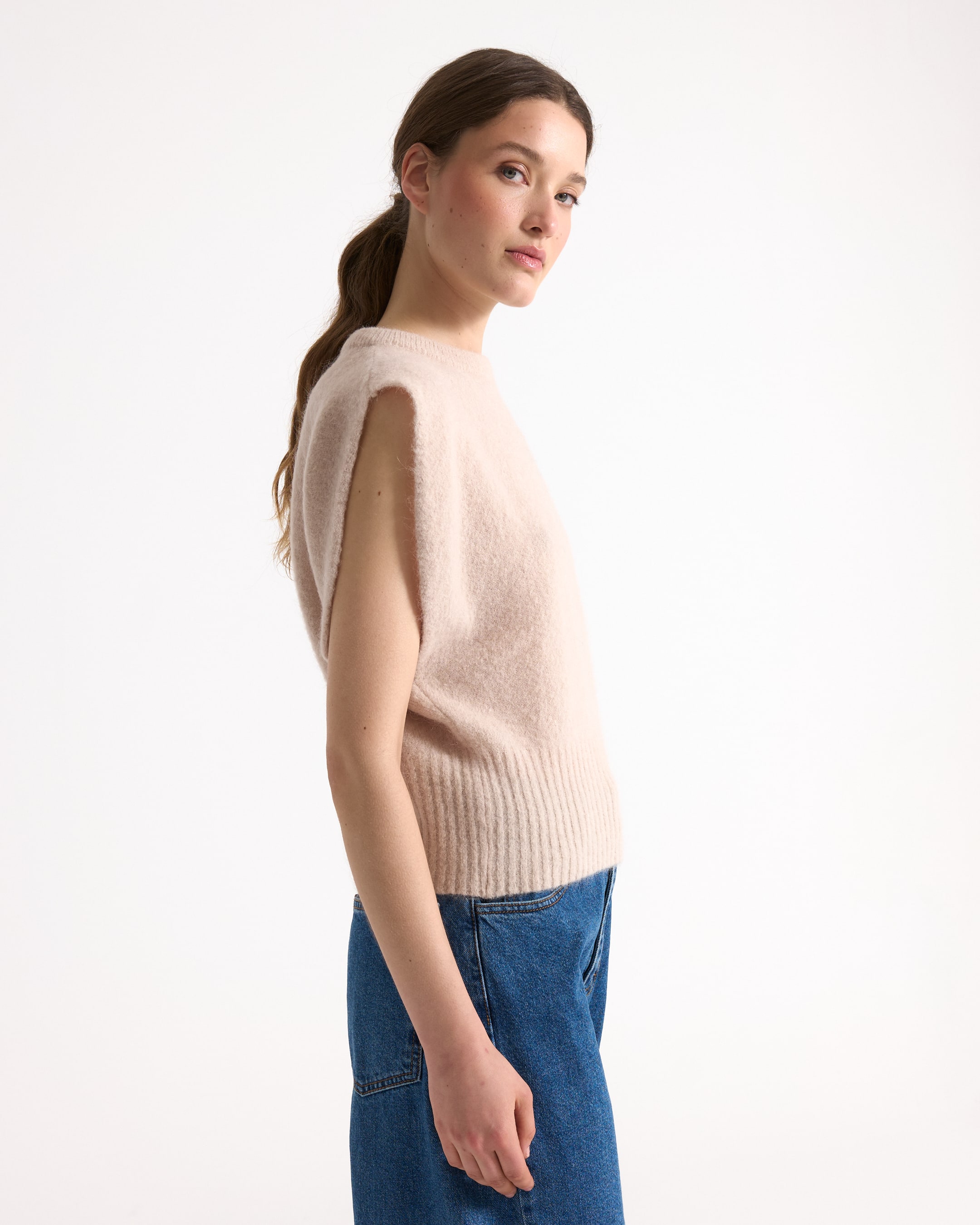 knit sweater, sleeveless sweater, beige top, soft fabric, casual outfit