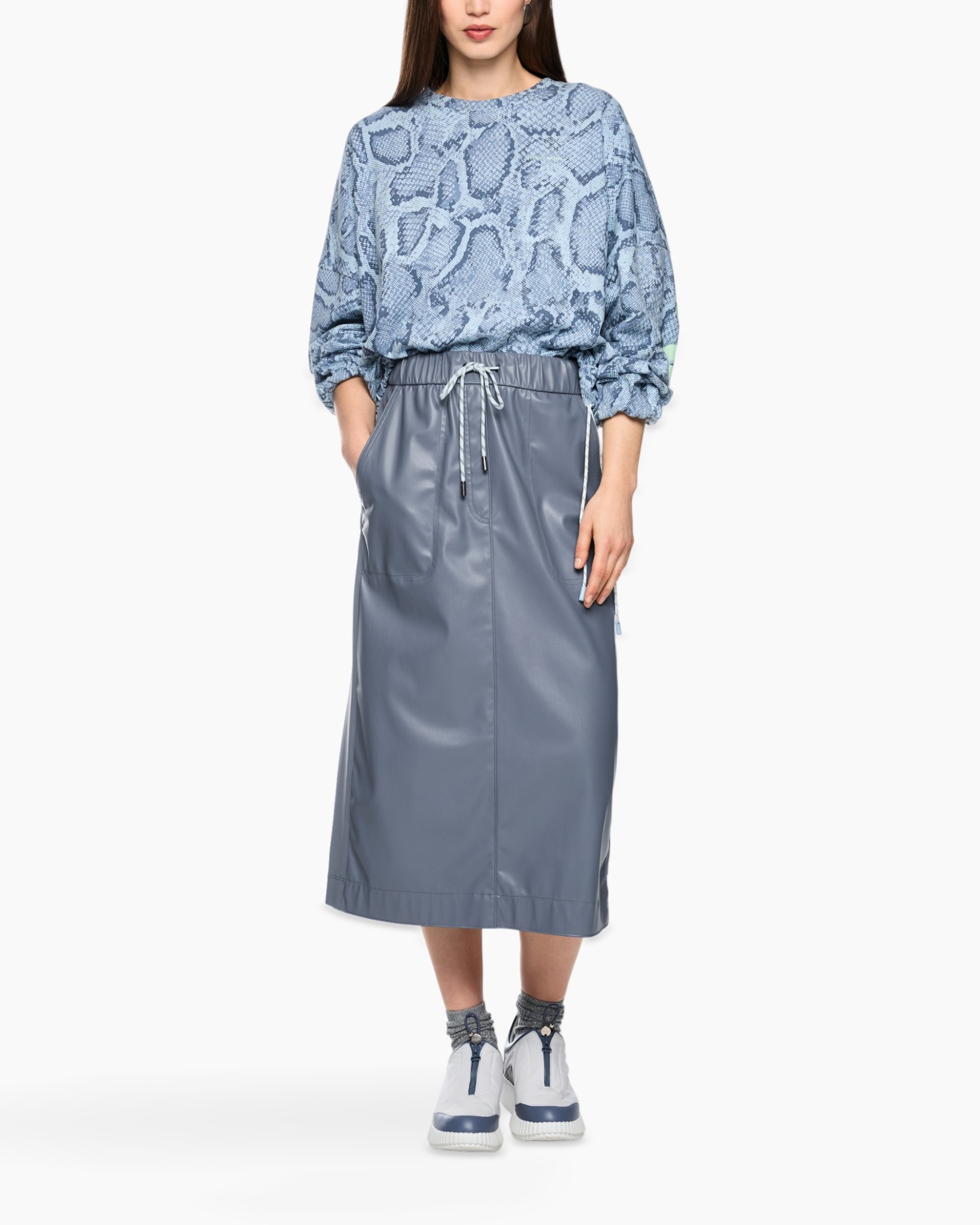 snake print, sweater, pullover, skirt, drawstring