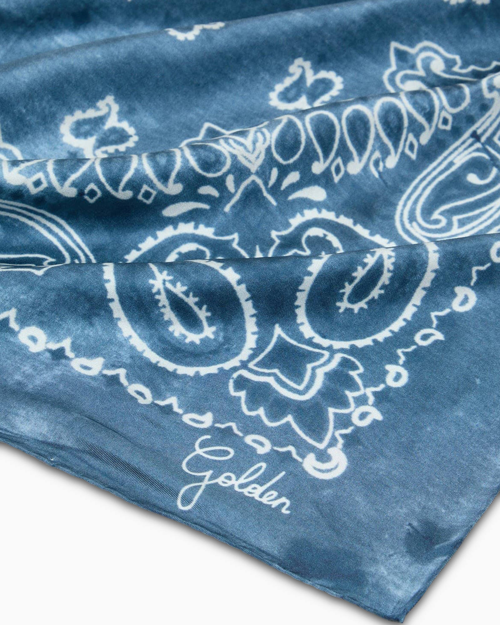 bandana, blue, paisley, bandana-pattern, square-tabric