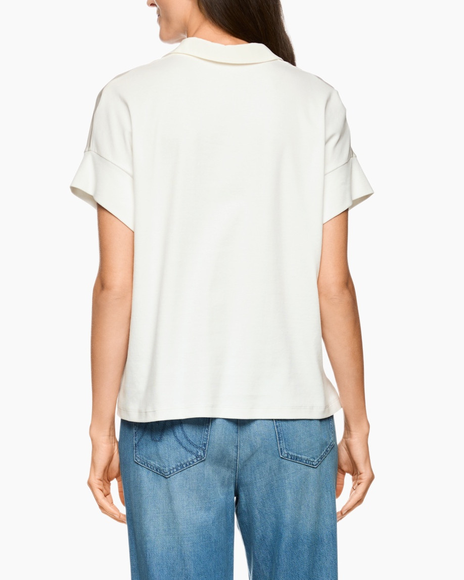 Clothing, T-Shirt, Blouse, Jeans, Person