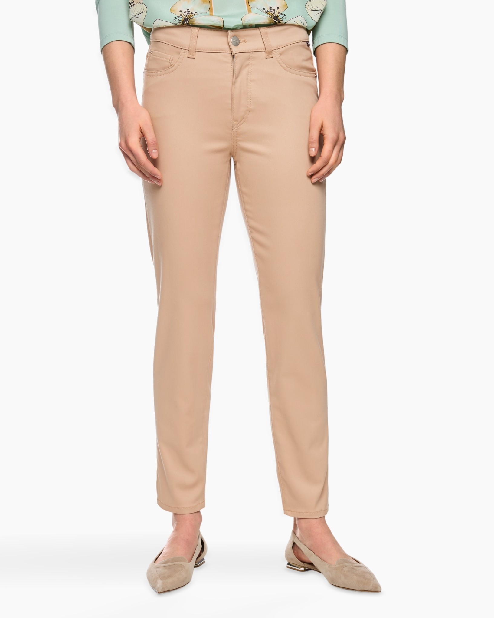 khaki pants, beige trousers, slim fit, ankle length, front pockets