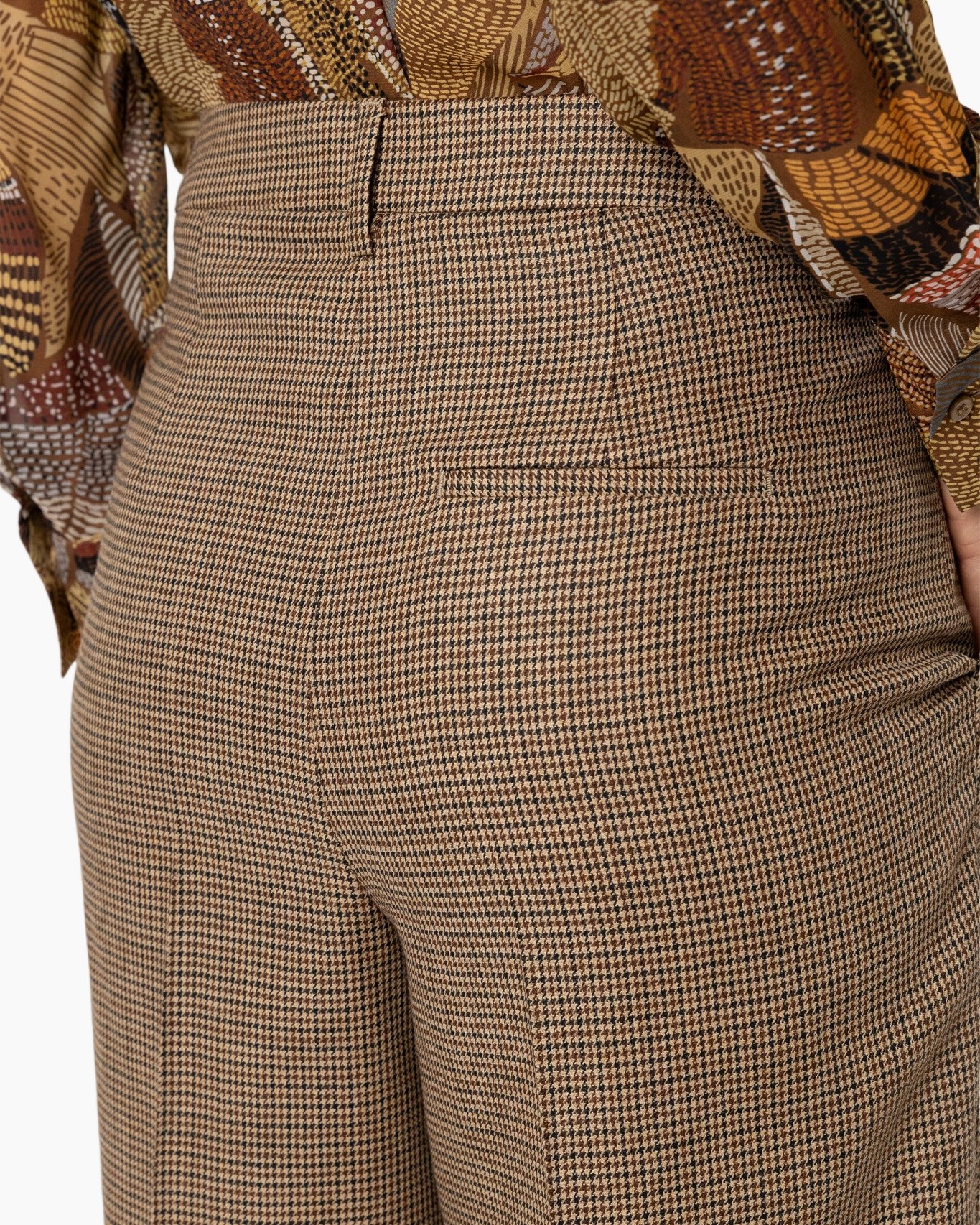 houndstooth, trousers, pants, back-pocket, waistband