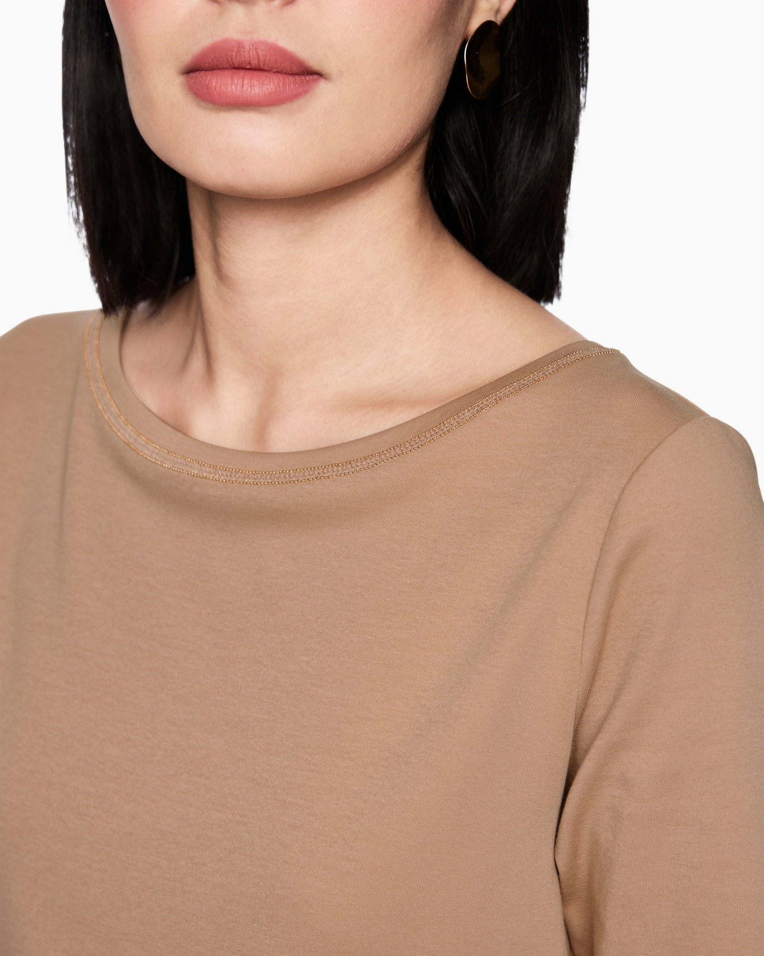 Long Sleeve, Neck, Person, Adult, Woman