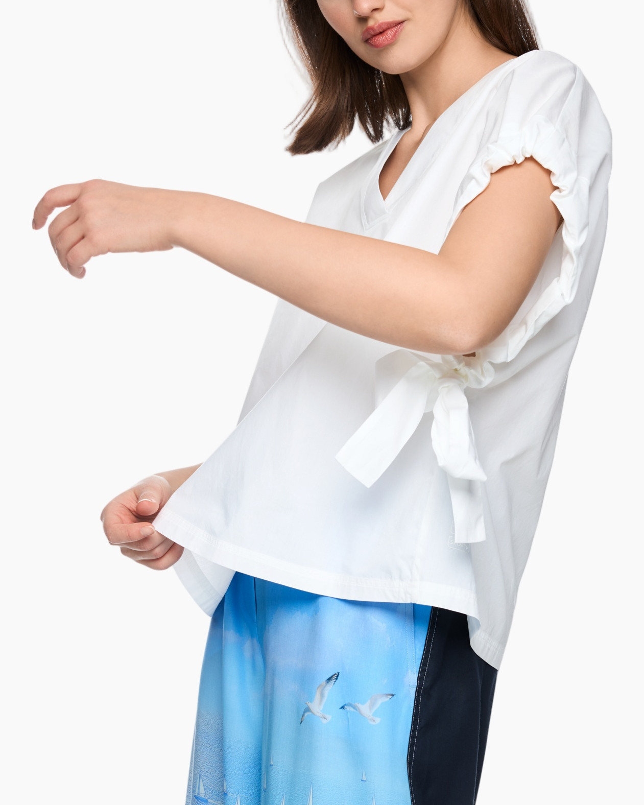 white blouse, short sleeve, tie detail, v-neck, loose fit