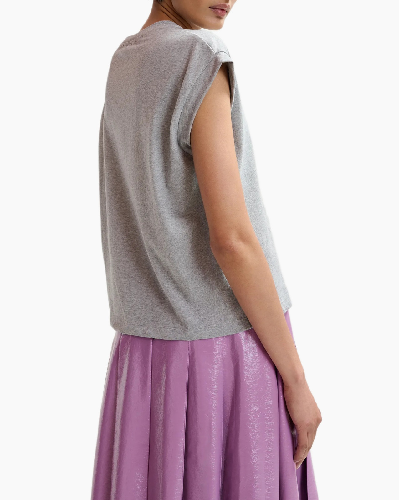 Clothing, Skirt, T-Shirt, Person